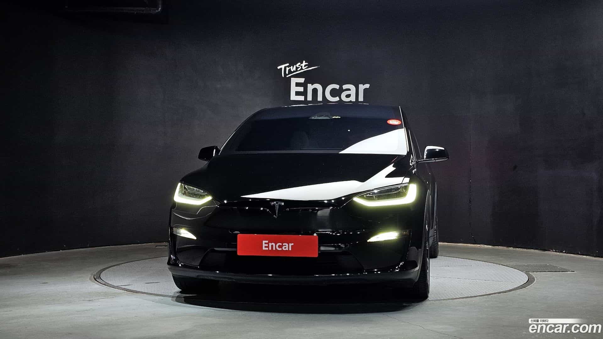 Model X Tesla 2023.5-OUTER-003