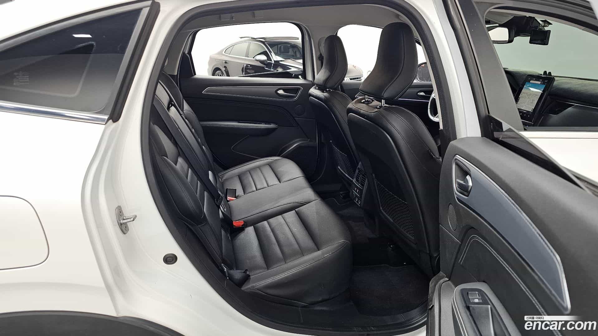 XM3 Renault-KoreaSamsung 2020.3-OPTION-016