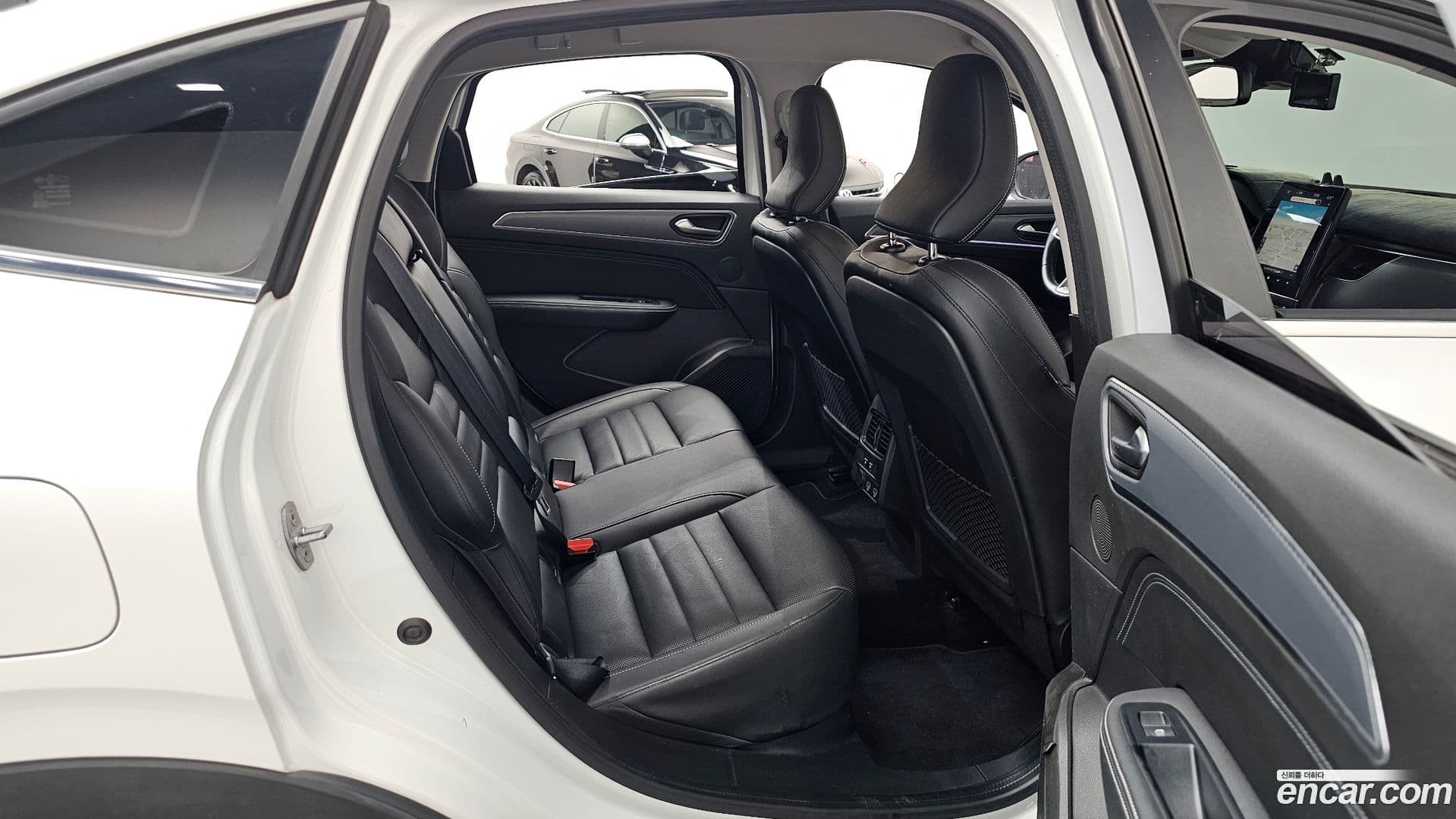 Main__Slider__Photo:XM3 Renault-KoreaSamsung 2020.3-11