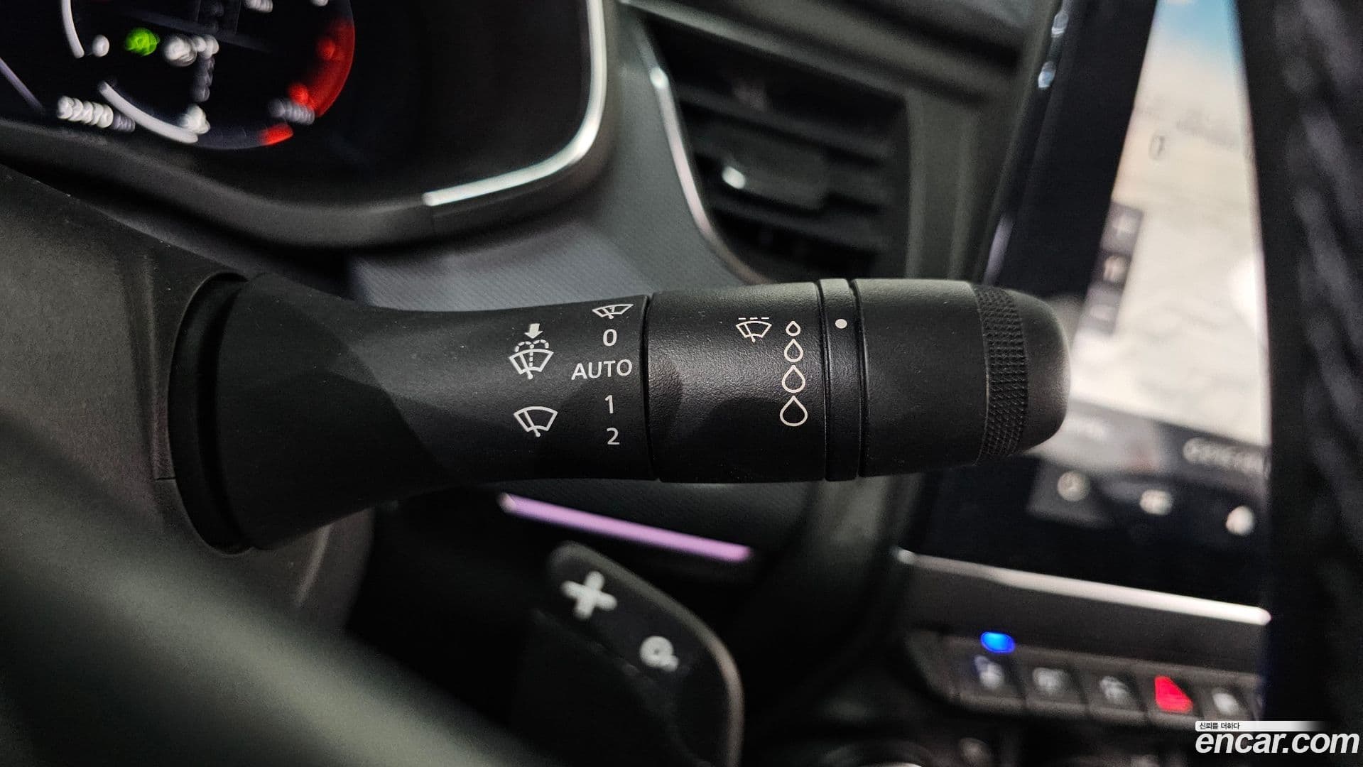 Main__Slider__Photo:XM3 Renault-KoreaSamsung 2020.3-16