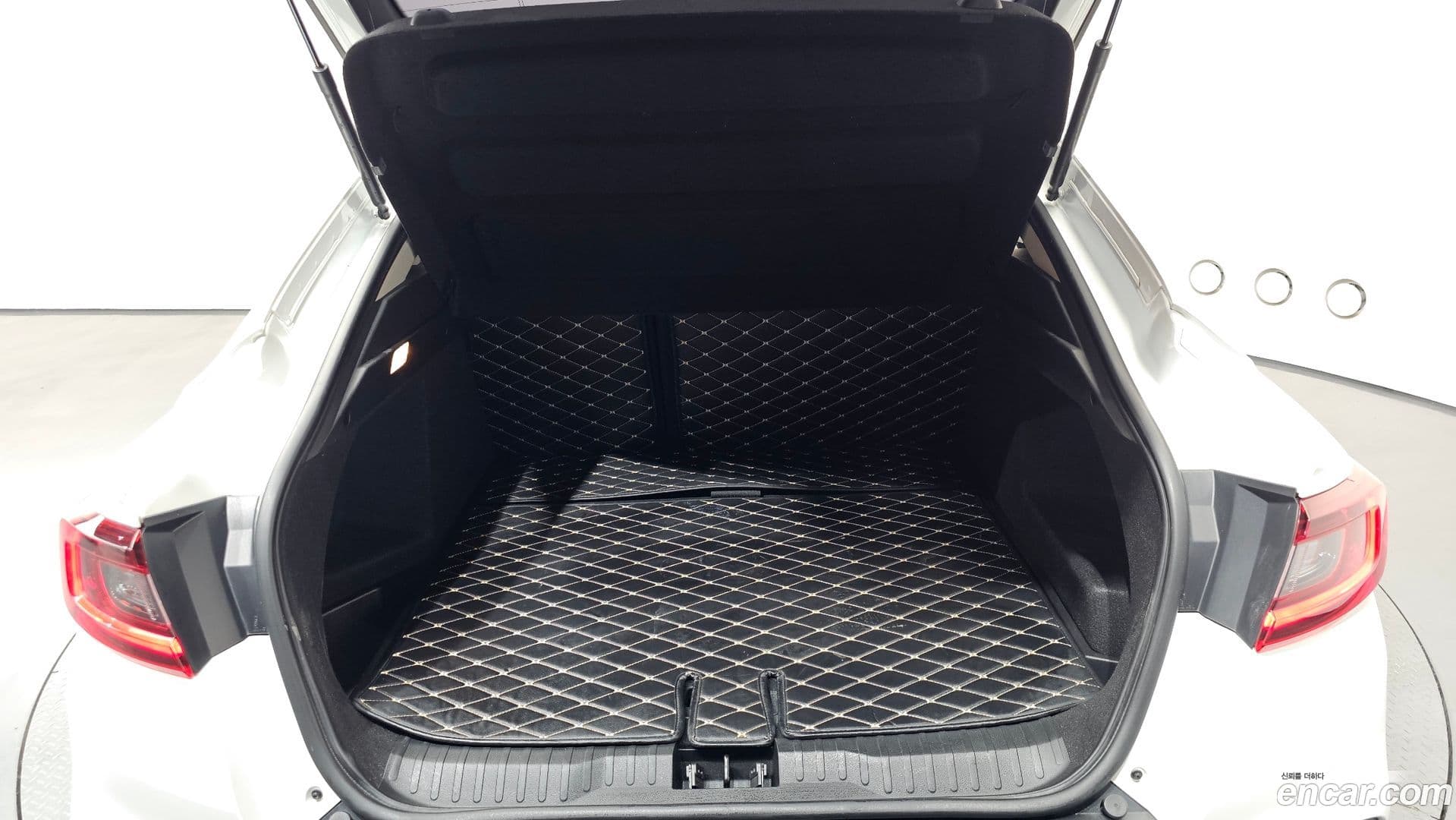 Main__Slider__Photo:XM3 Renault-KoreaSamsung 2020.3-19