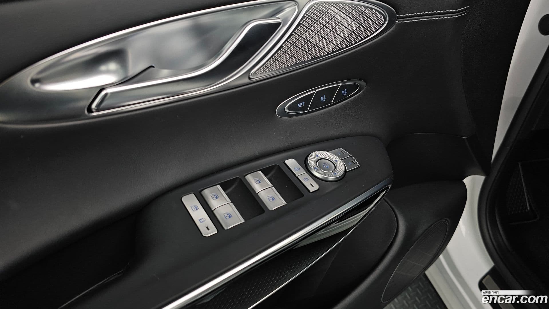 Main__Slider__Photo:GV70 Genesis 2024.2-16