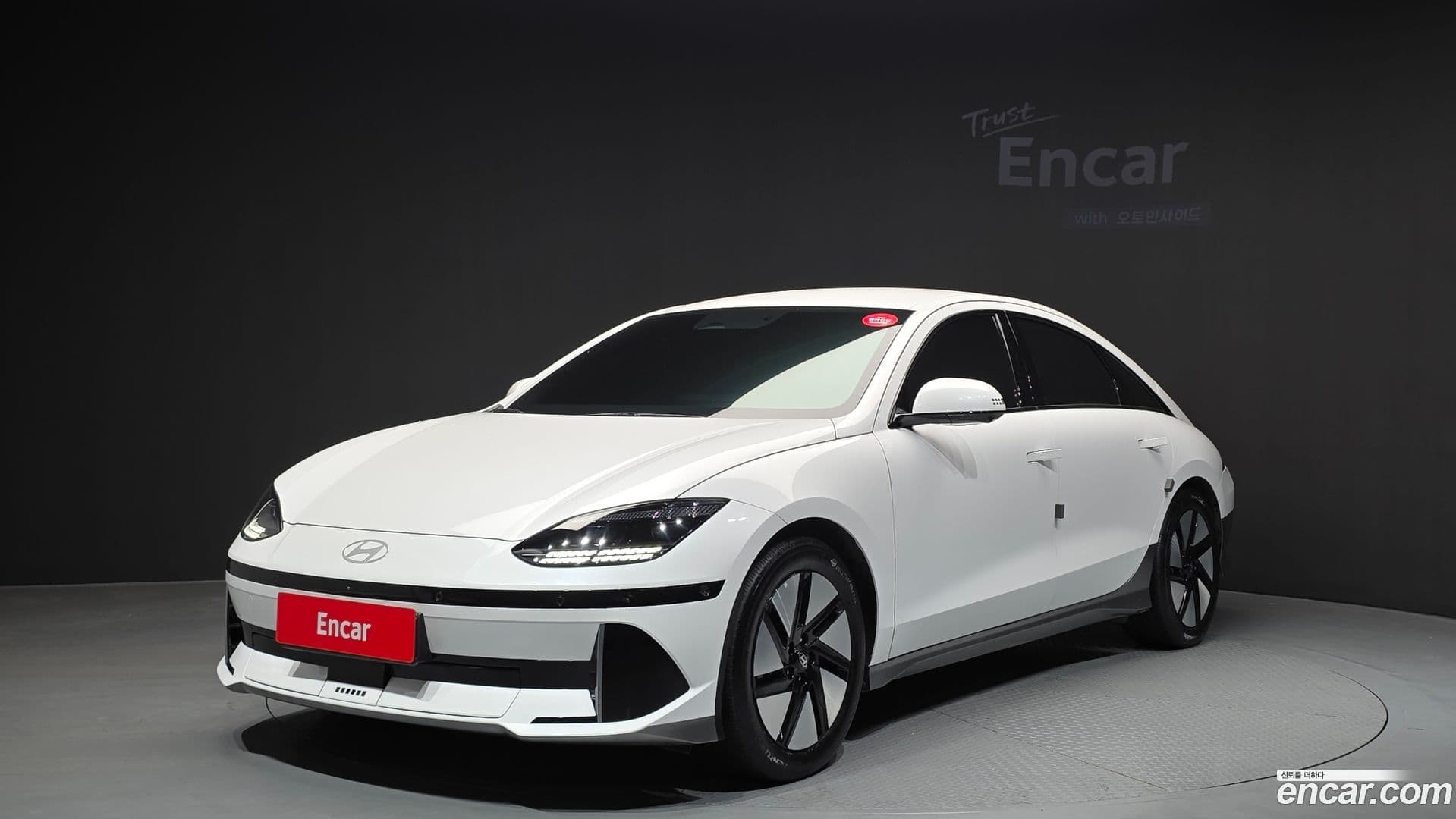 Main__Slider__Photo:Ioniq6 Hyundai 2023.11-0