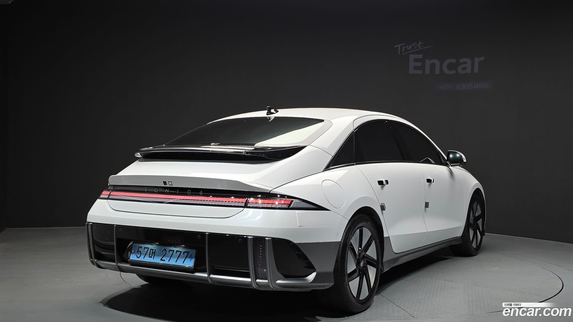 Main__Slider__Photo:Ioniq6 Hyundai 2023.11-1