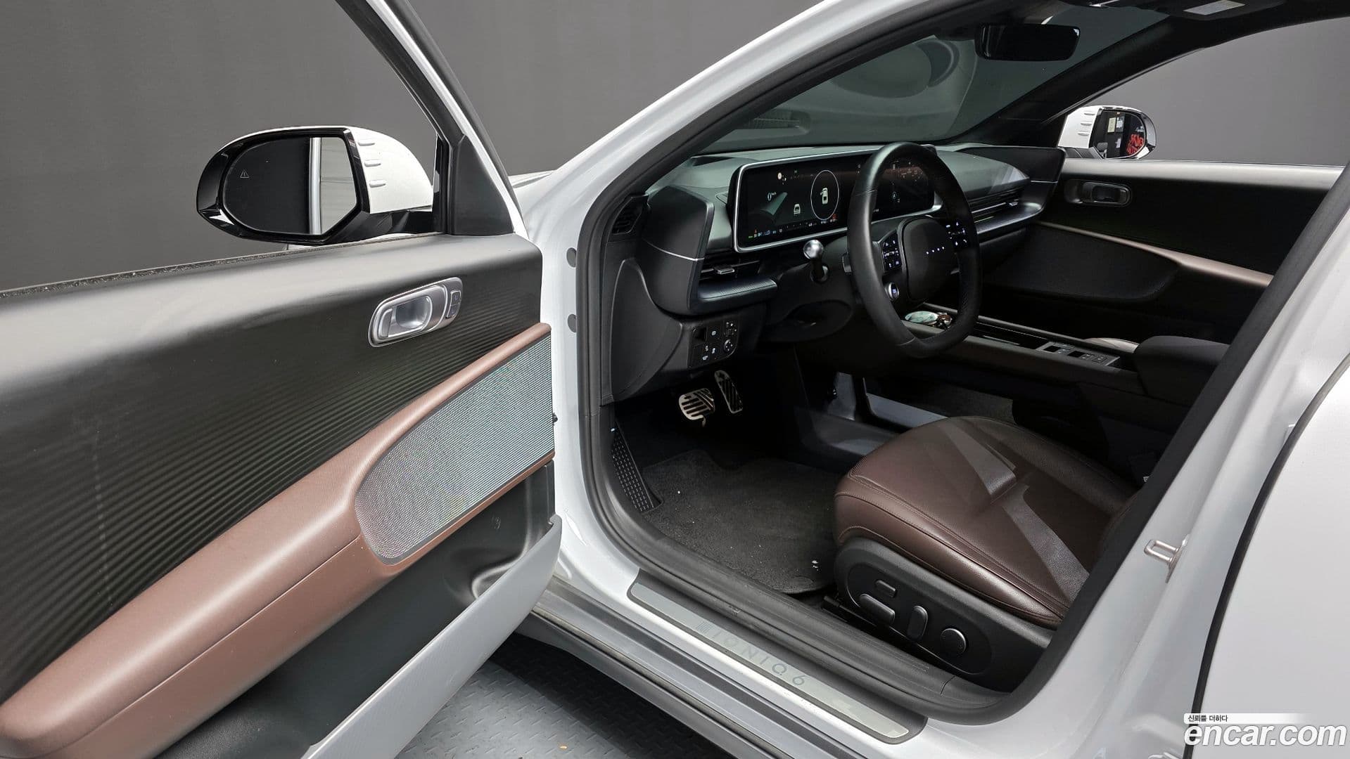 Main__Slider__Photo:Ioniq6 Hyundai 2023.11-9