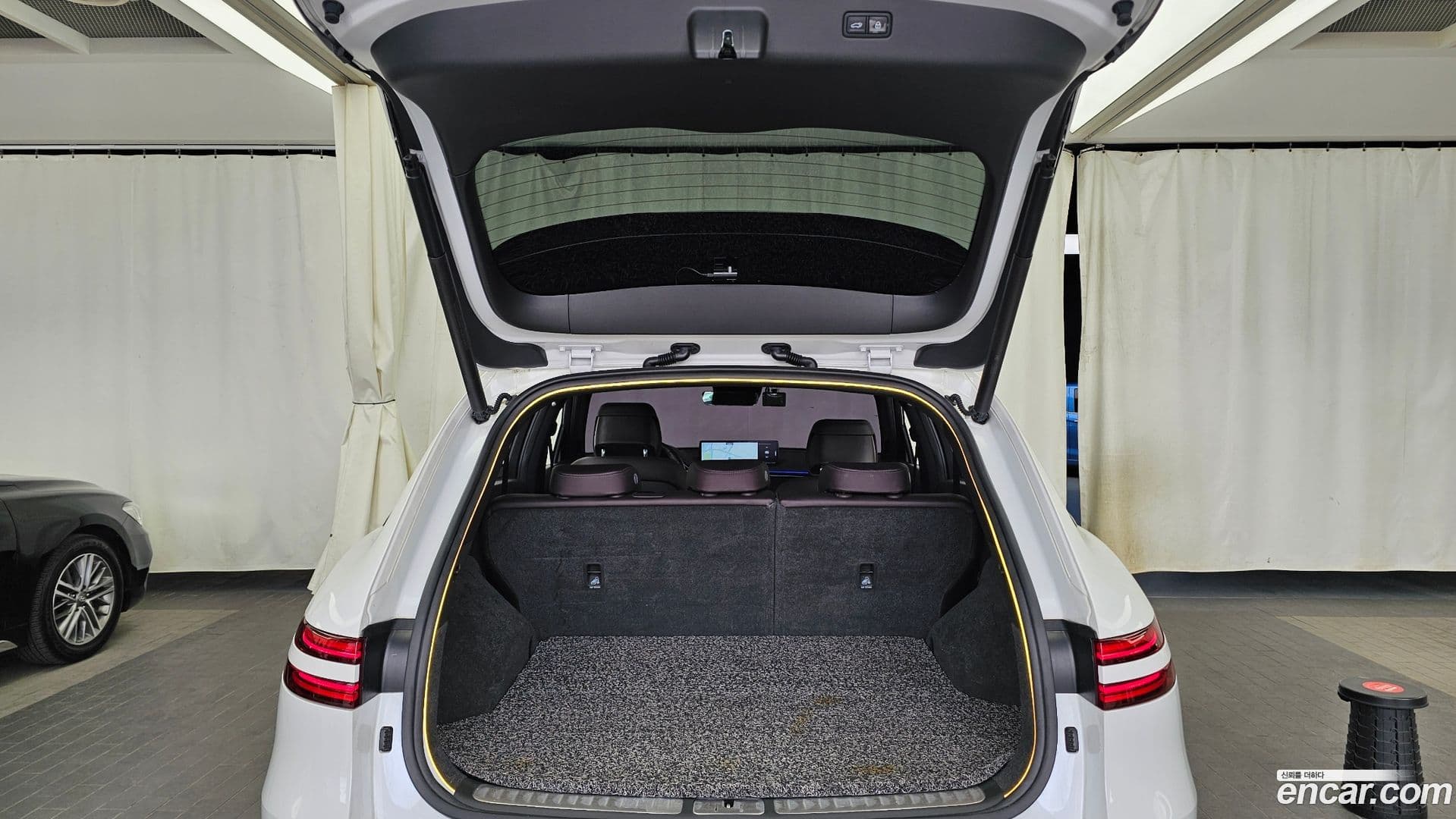 Main__Slider__Photo:GV70 Genesis 2021.2-19