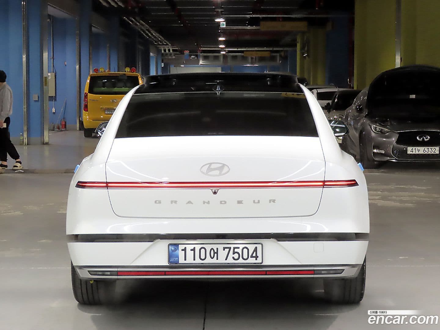 Main__Slider__Photo:Grandeur Hyundai 2024.0-2