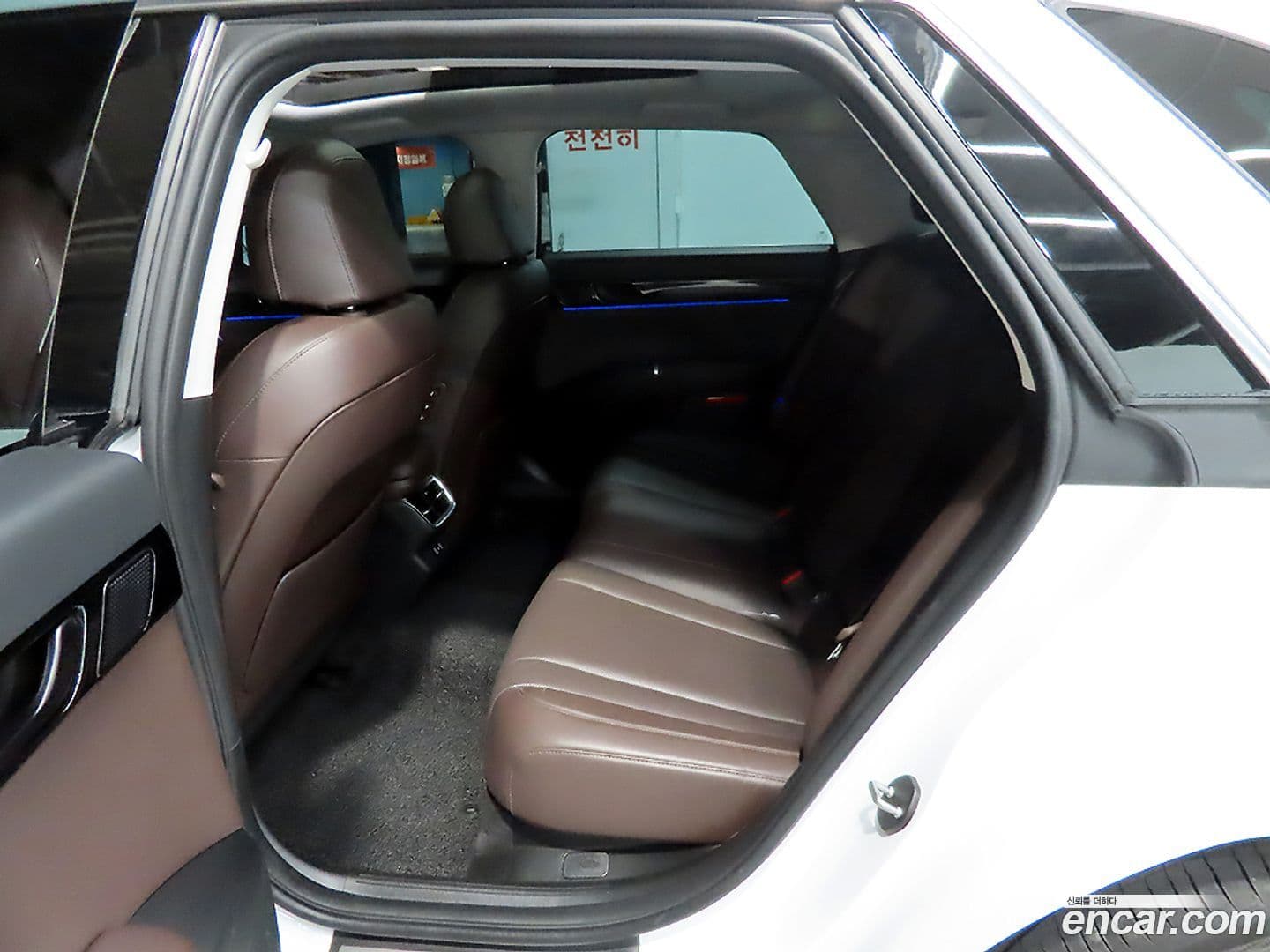 Main__Slider__Photo:Grandeur Hyundai 2024.0-6