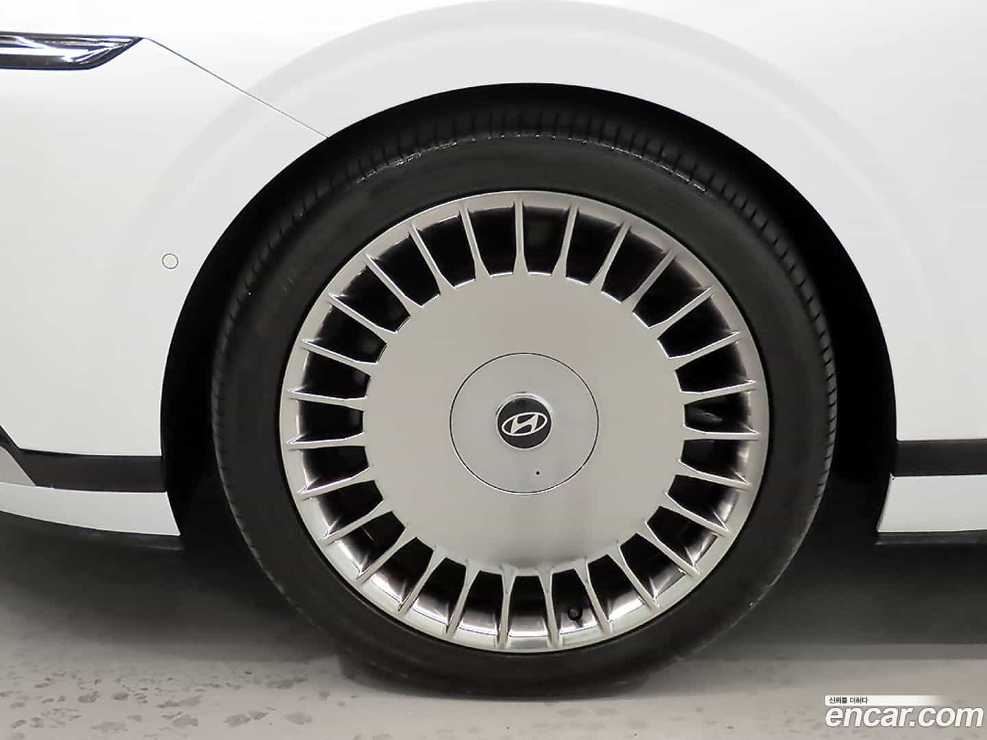 Grandeur Hyundai 2024.0-OPTION-024