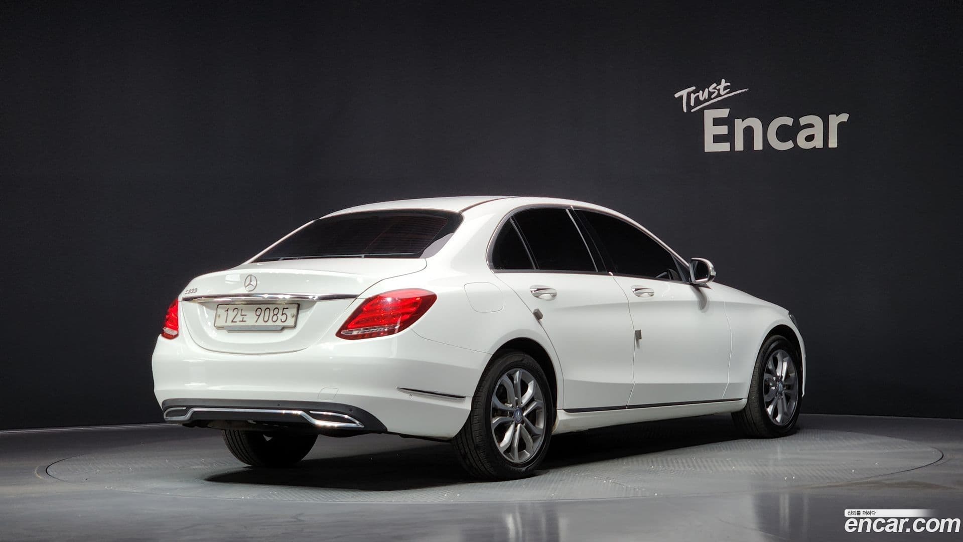 Main__Slider__Photo:C-Class Mercedes-Benz 2014.7-1