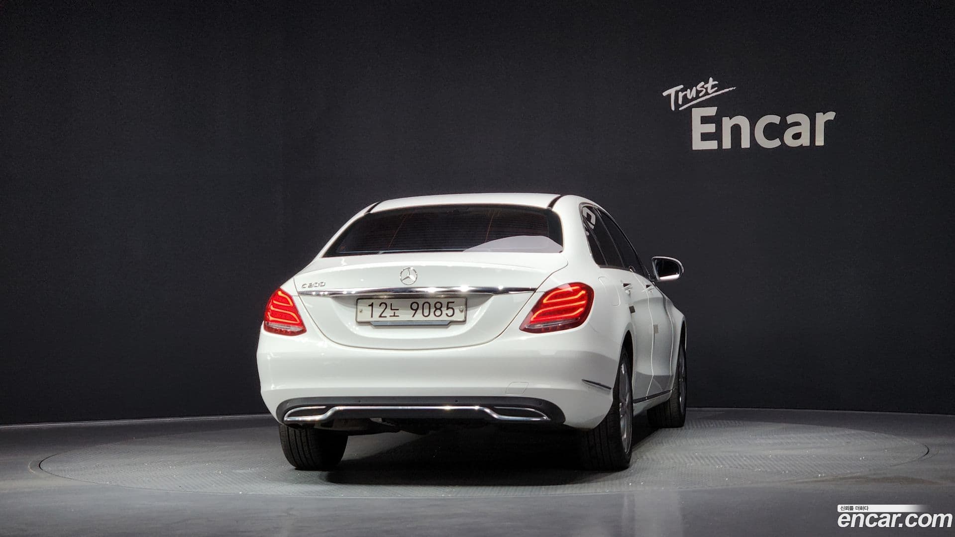 Main__Slider__Photo:C-Class Mercedes-Benz 2014.7-3