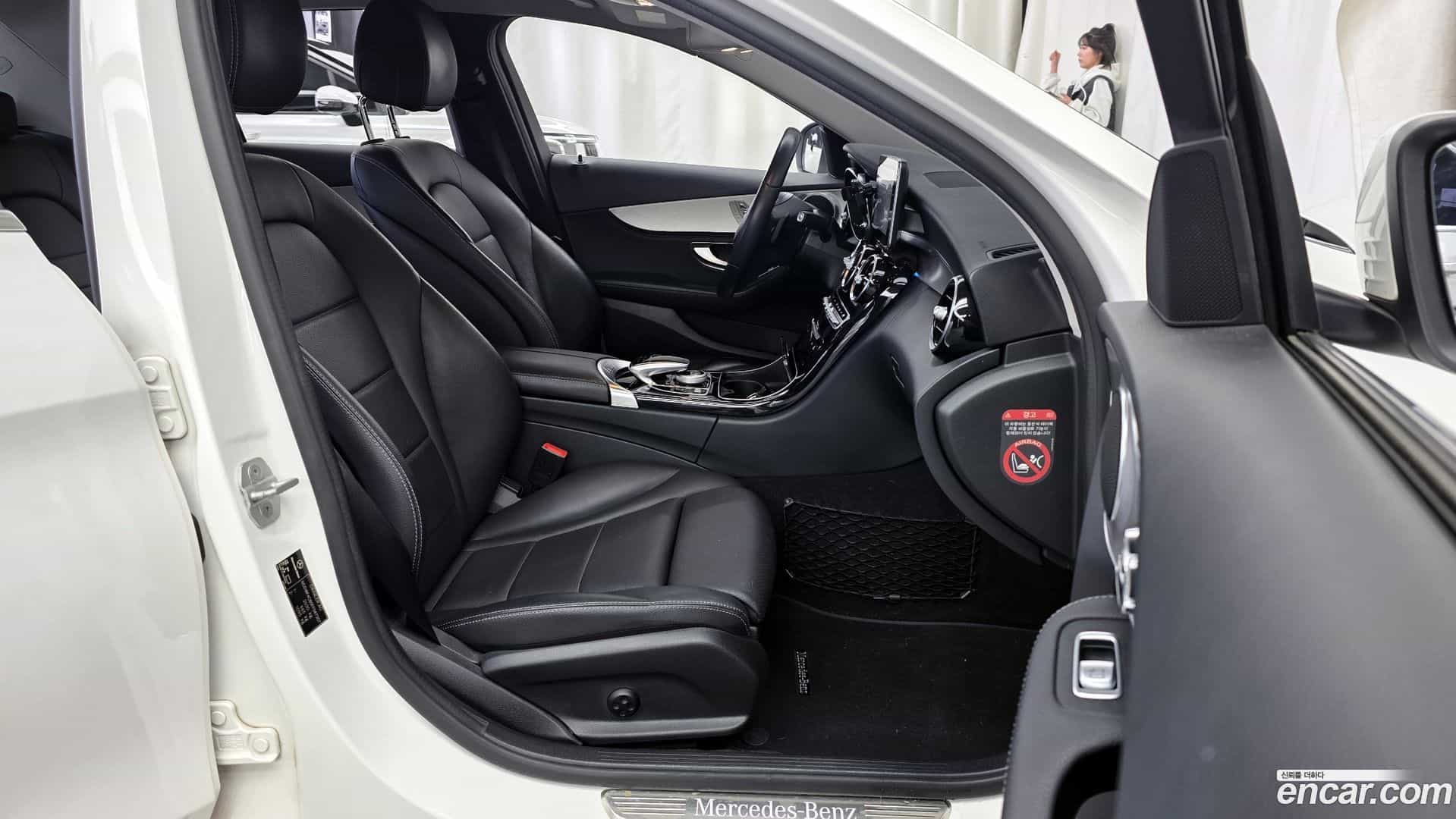 C-Class Mercedes-Benz 2014.7-OPTION-015