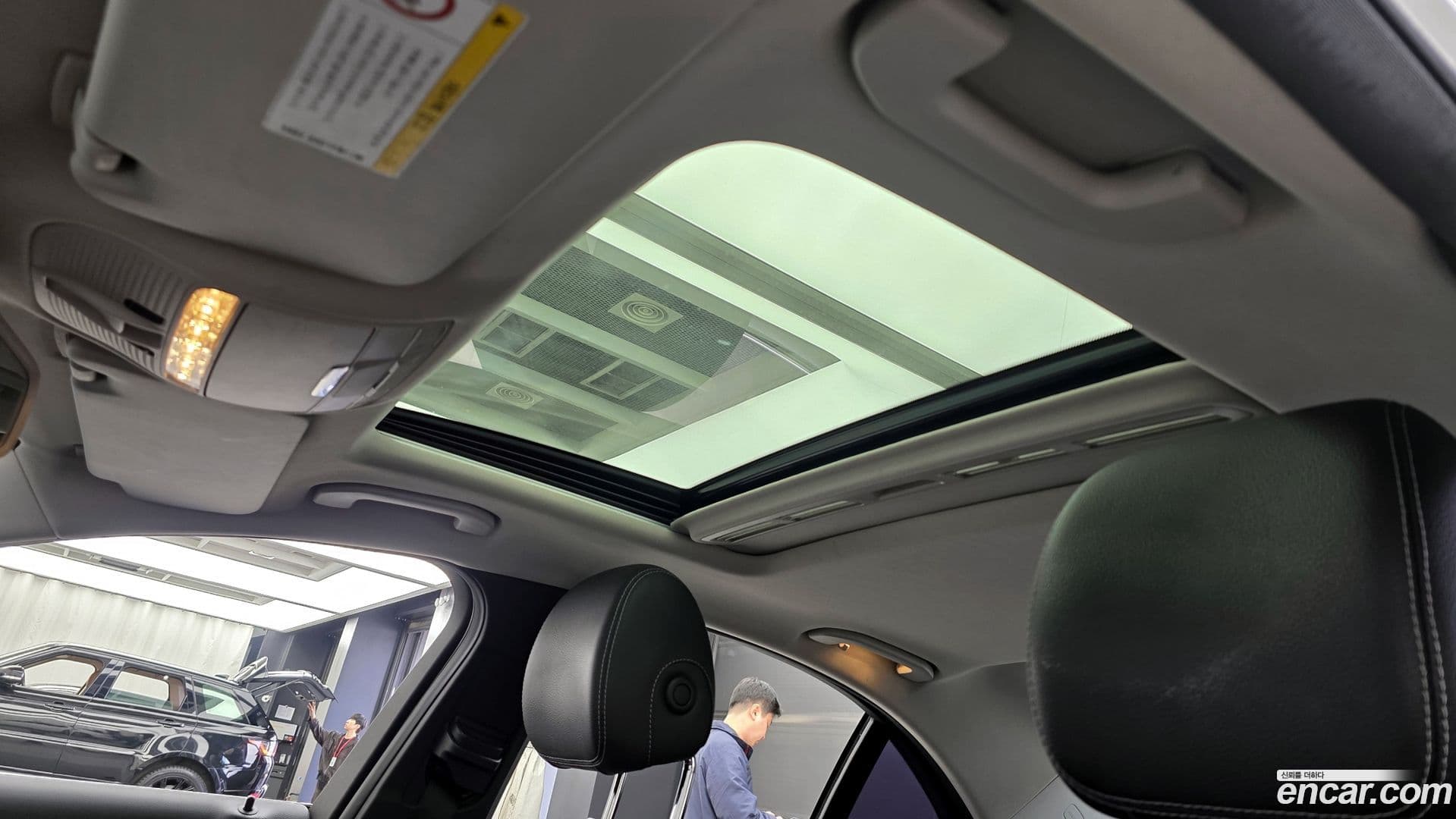 Main__Slider__Photo:C-Class Mercedes-Benz 2014.7-18