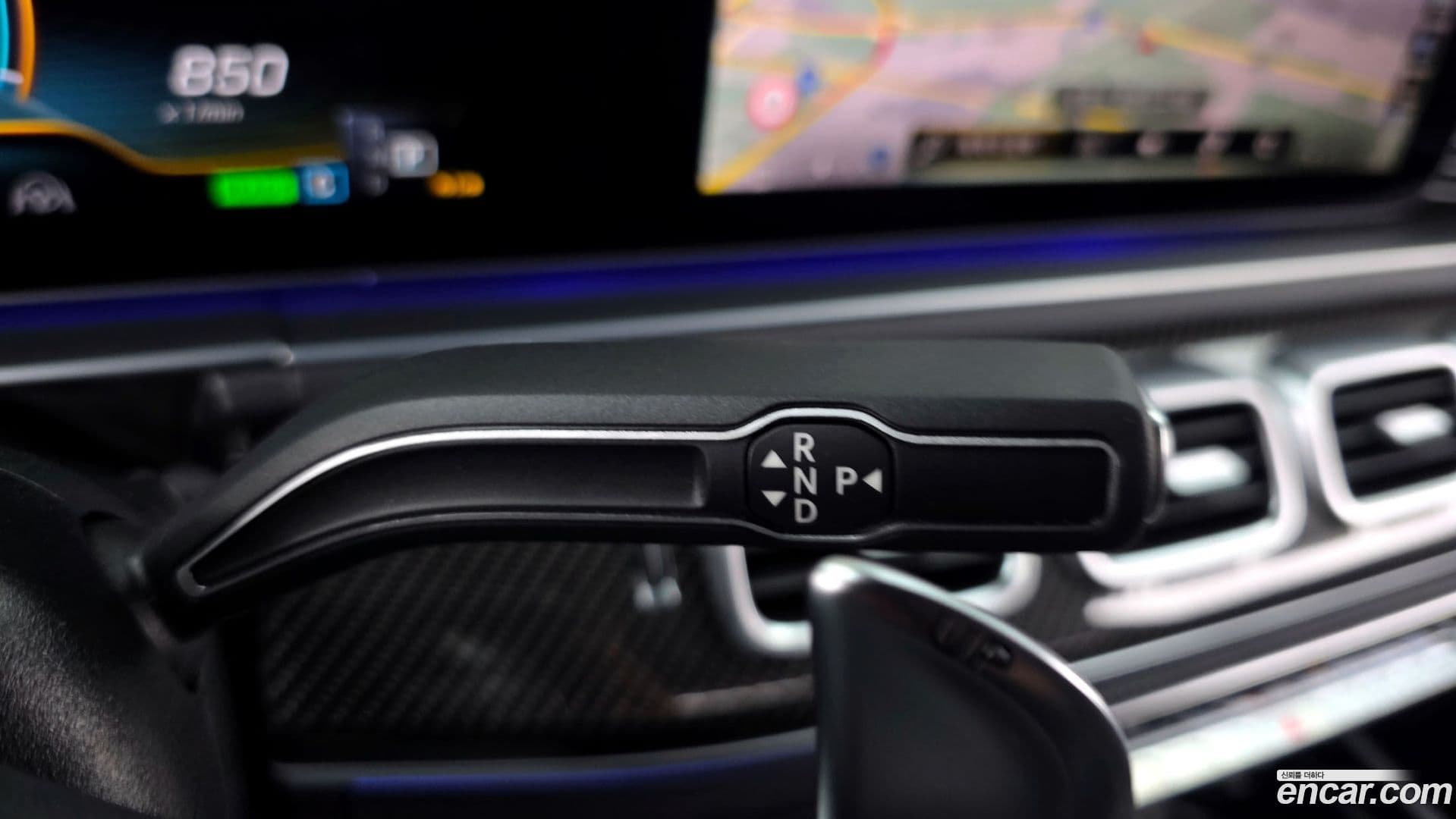 Main__Slider__Photo:GLE-Class Mercedes-Benz 2023.7-11