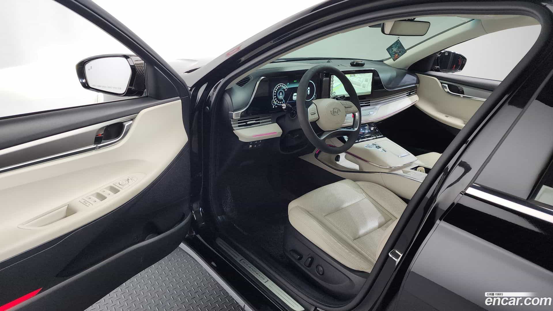 Grandeur Hyundai 2021.6-INNER-010