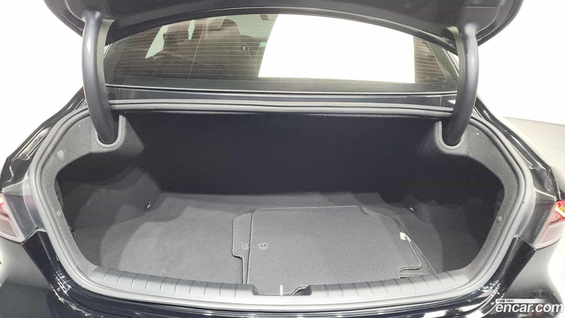 Grandeur Hyundai 2021.6-OPTION-024