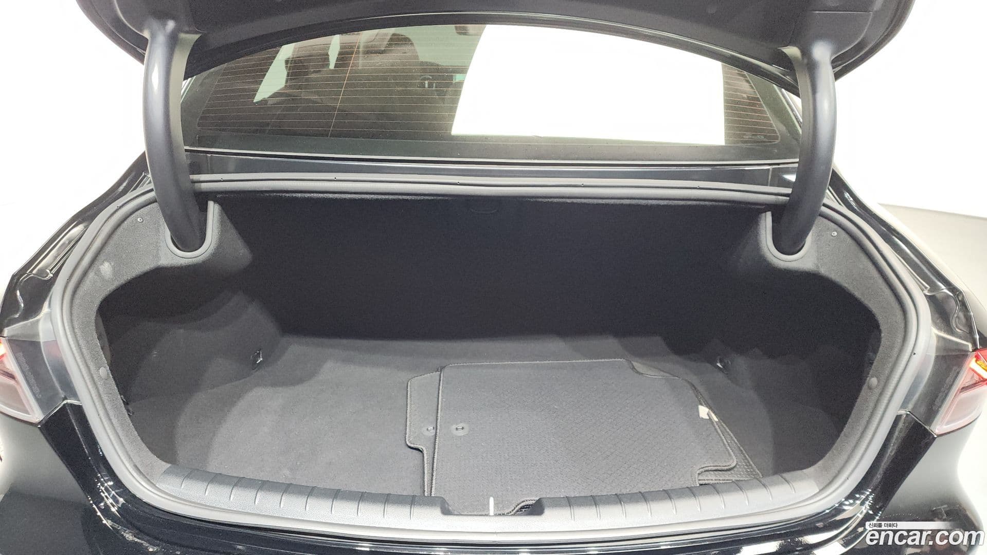 Main__Slider__Photo:Grandeur Hyundai 2021.6-19