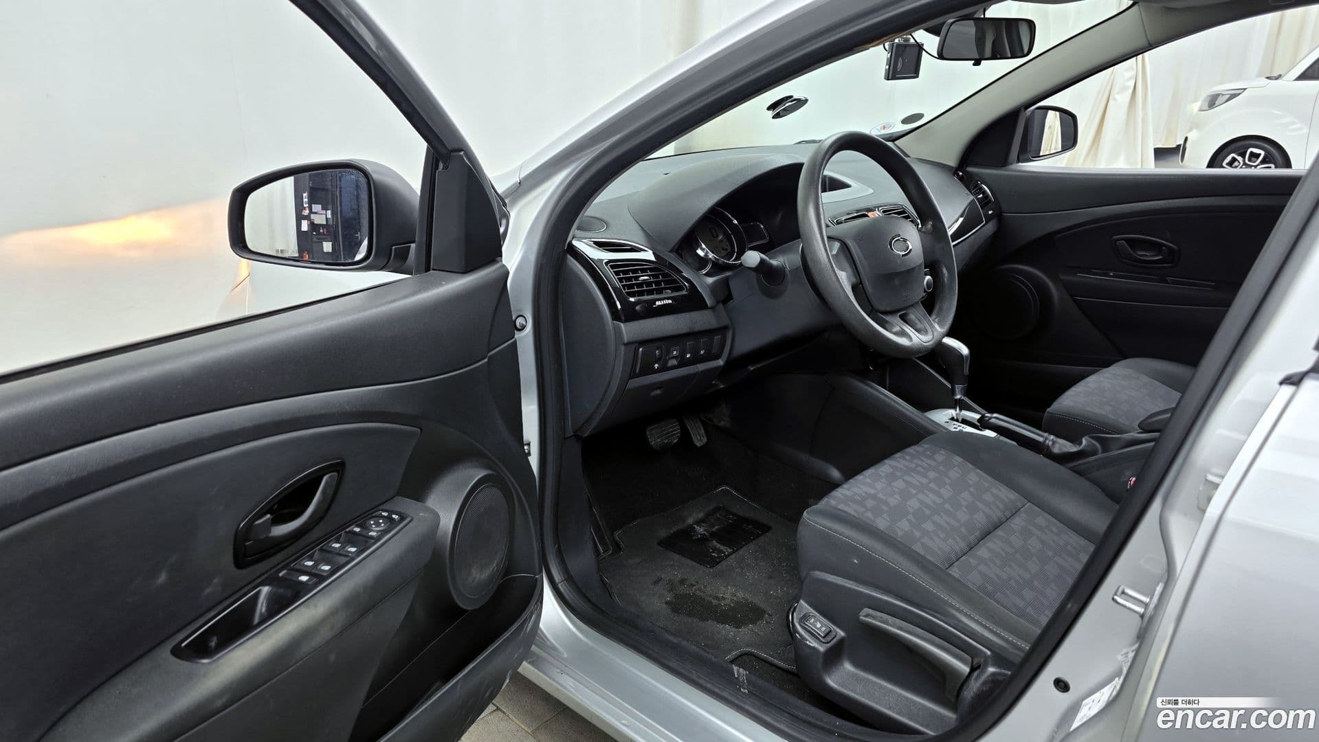 Main__Slider__Photo:SM3 Renault-KoreaSamsung 2016.9-9