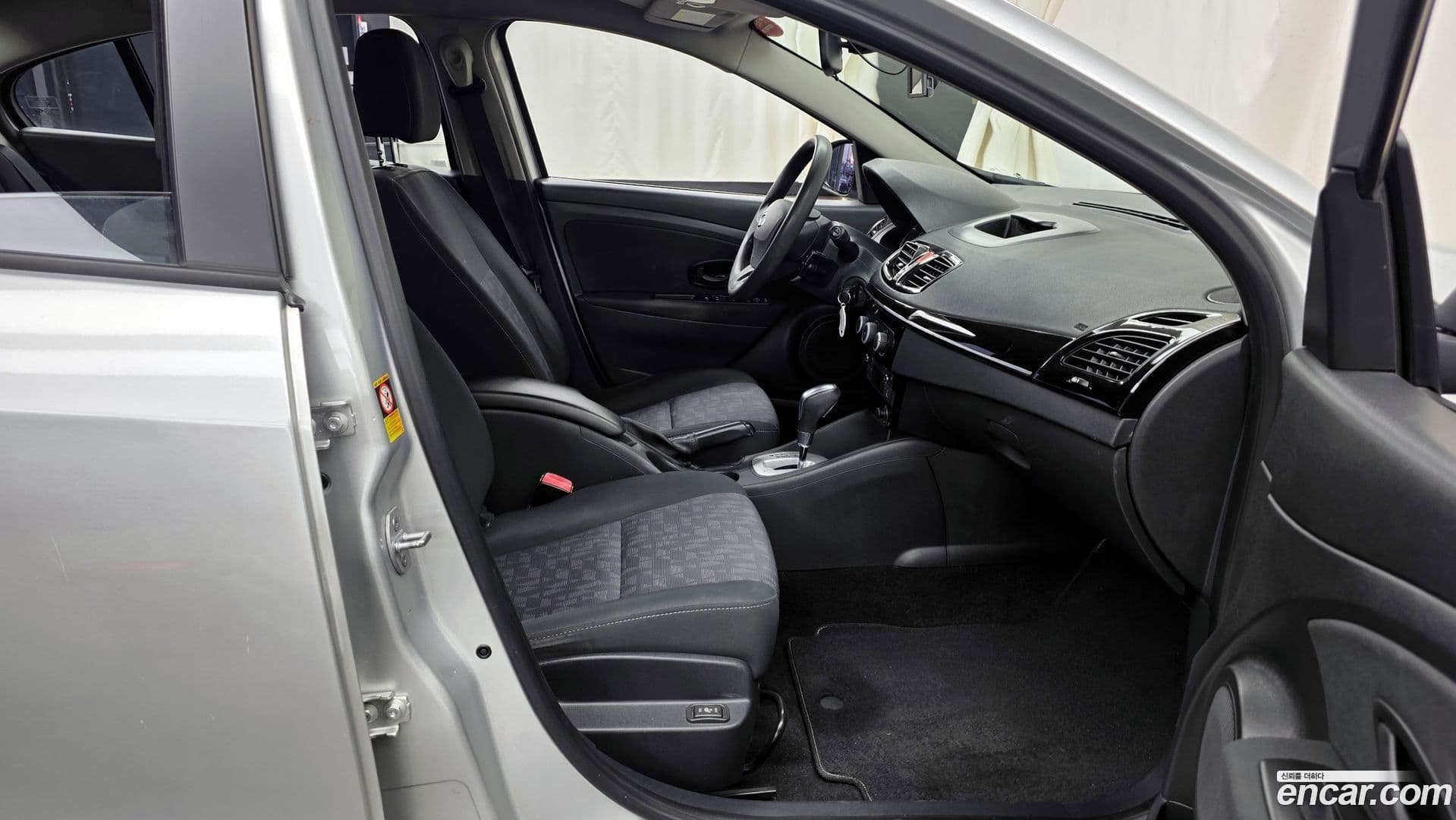 Main__Slider__Photo:SM3 Renault-KoreaSamsung 2016.9-10