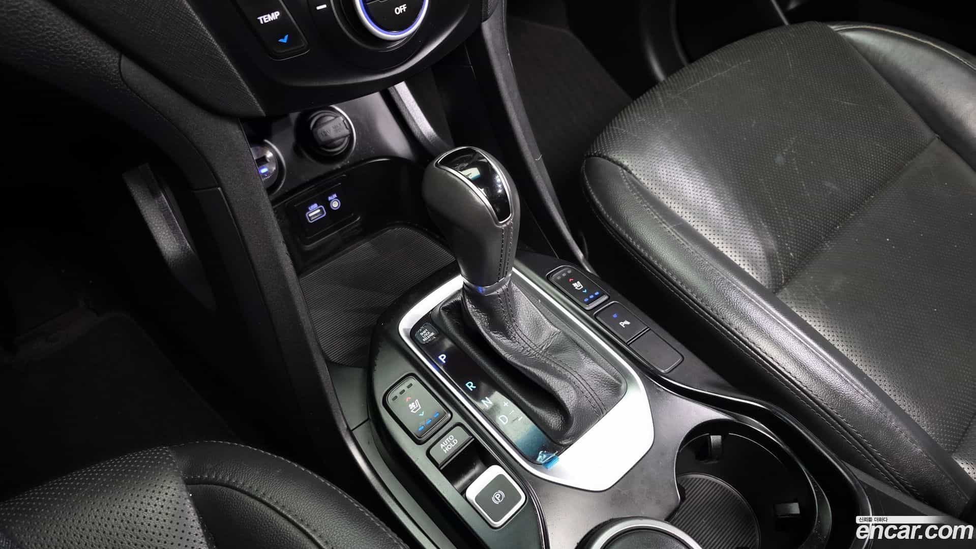 Santafe Hyundai 2015.7-INNER-009