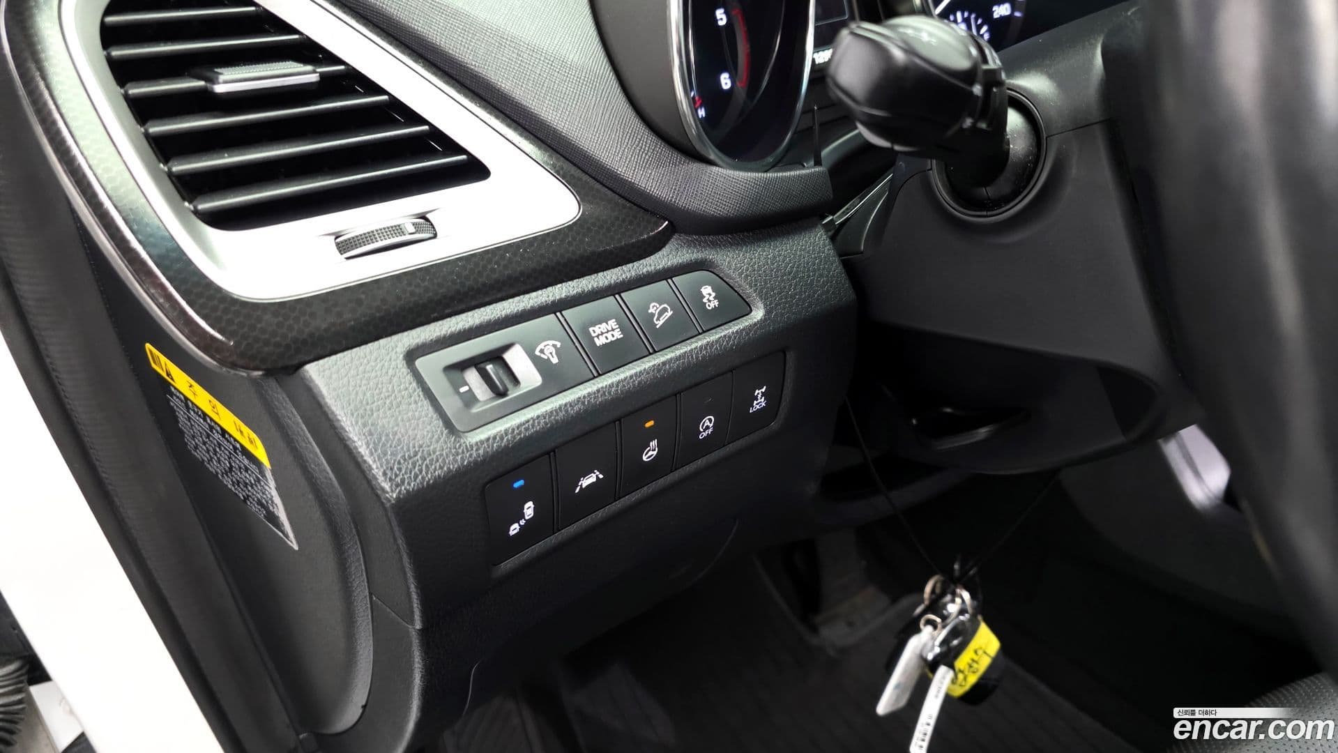 Main__Slider__Photo:Santafe Hyundai 2015.7-15