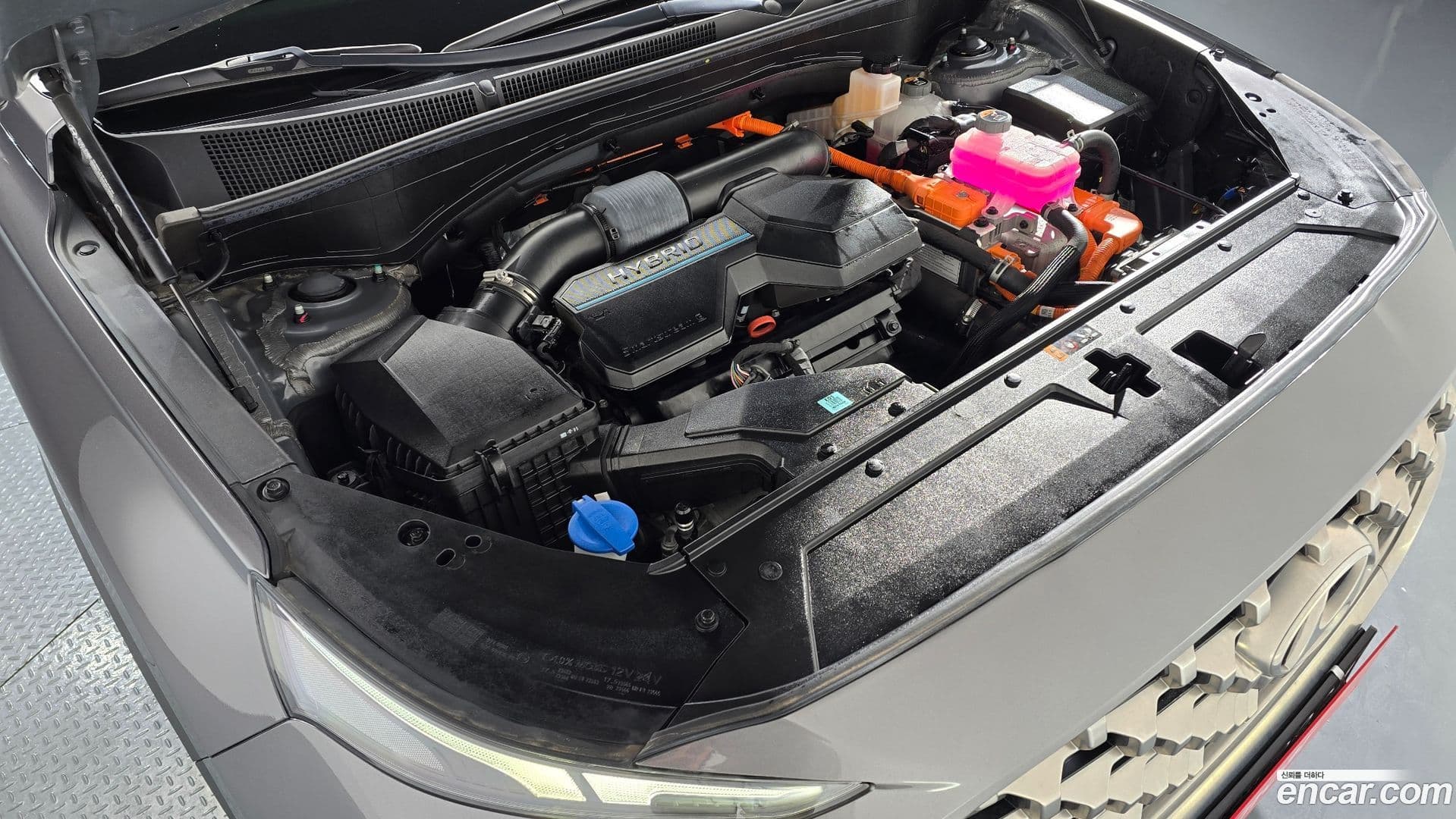 Main__Slider__Photo:Santafe Hyundai 2022.11-5