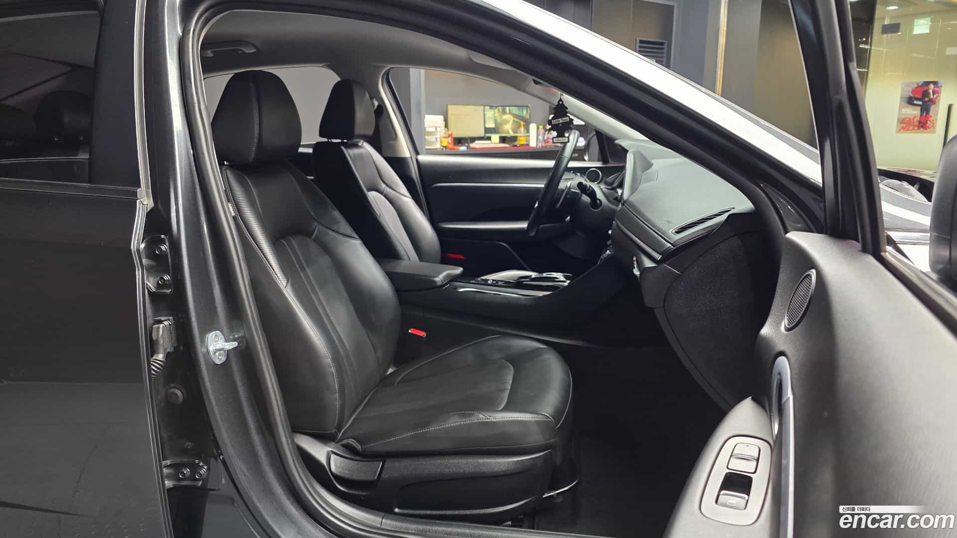 Sonata Hyundai 2019.5-OPTION-015