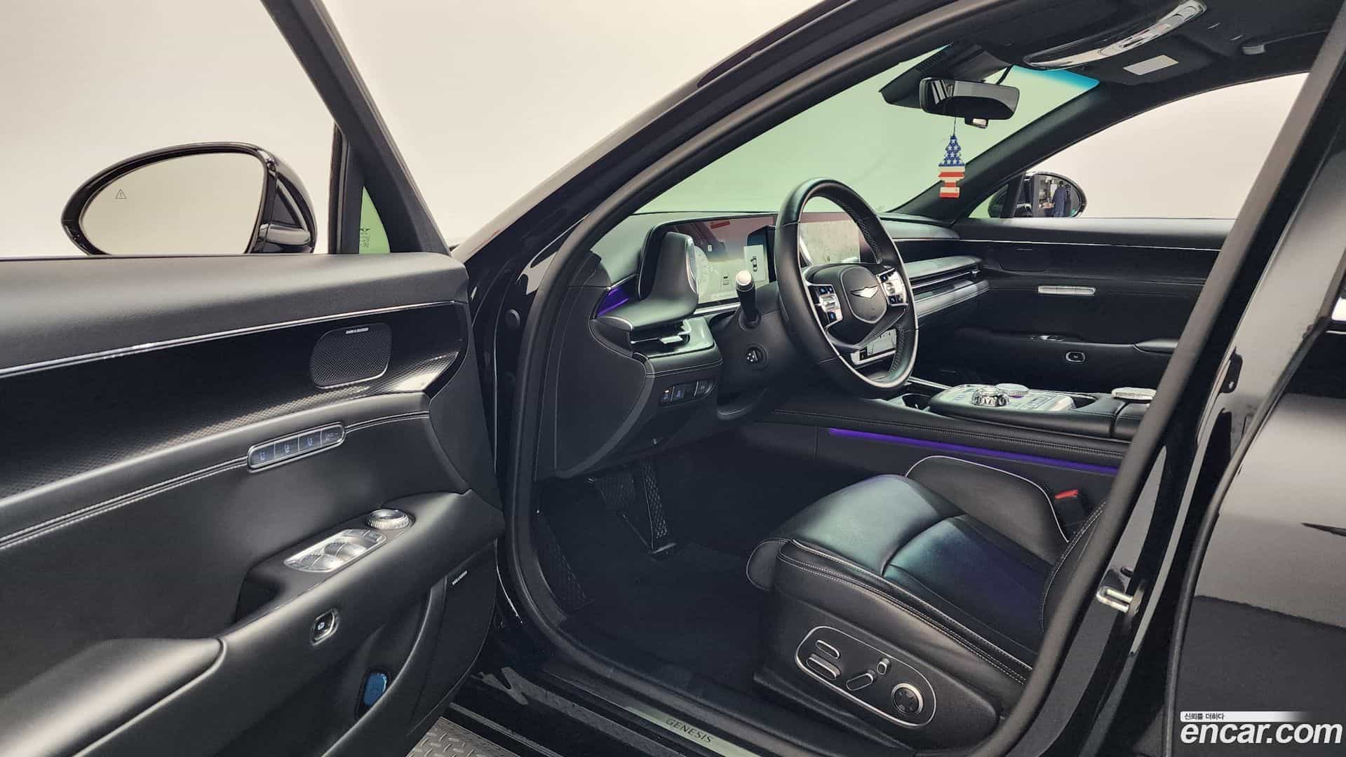 G90 Genesis 2023.0-INNER-010