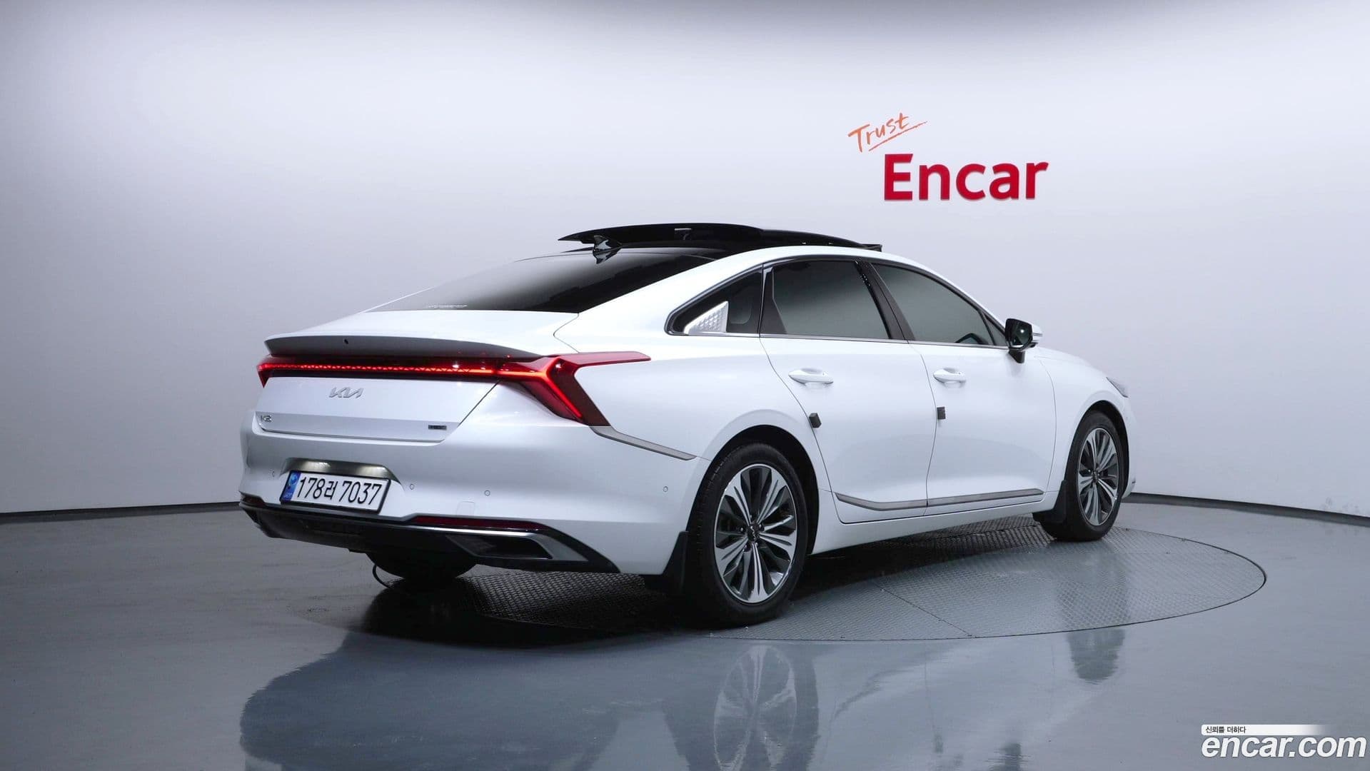 Main__Slider__Photo:K8 Kia 2023.2-1