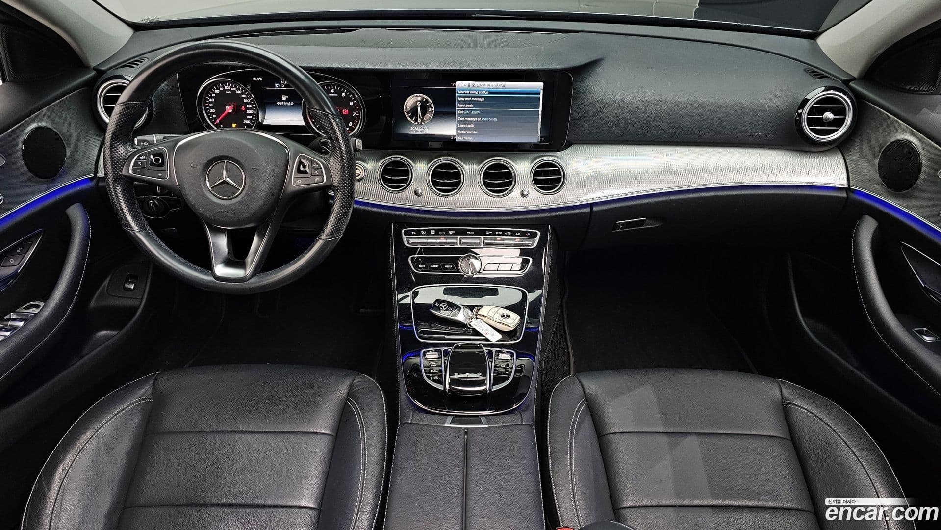 Main__Slider__Photo:E-Class Mercedes-Benz 2017.0-6