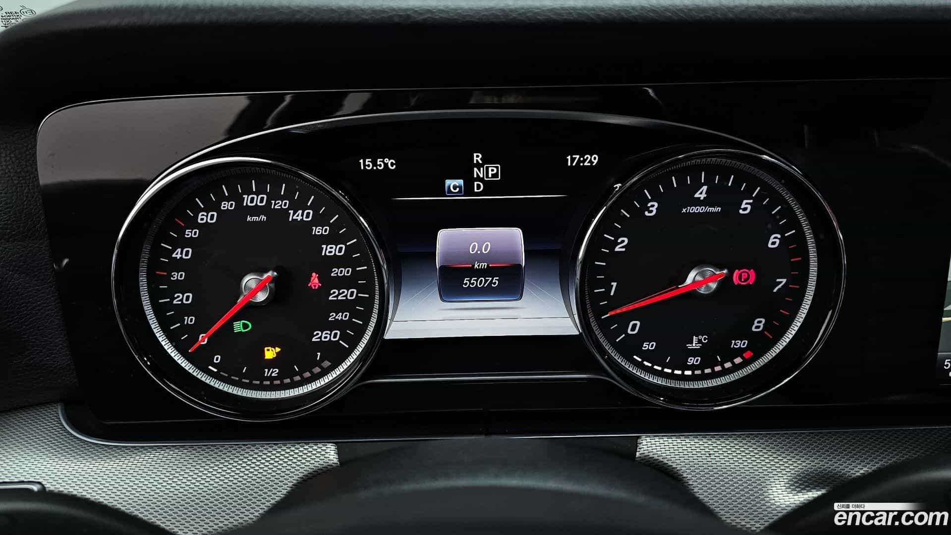 E-Class Mercedes-Benz 2017.0-INNER-008