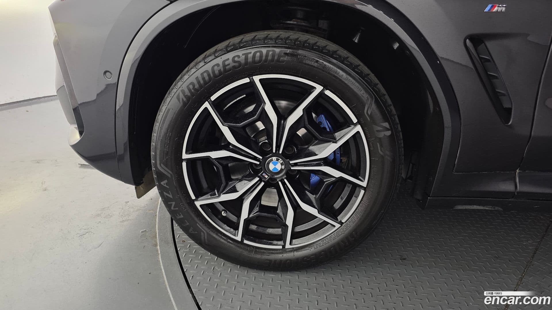 Main__Slider__Photo:X4 BMW 2023.3-4