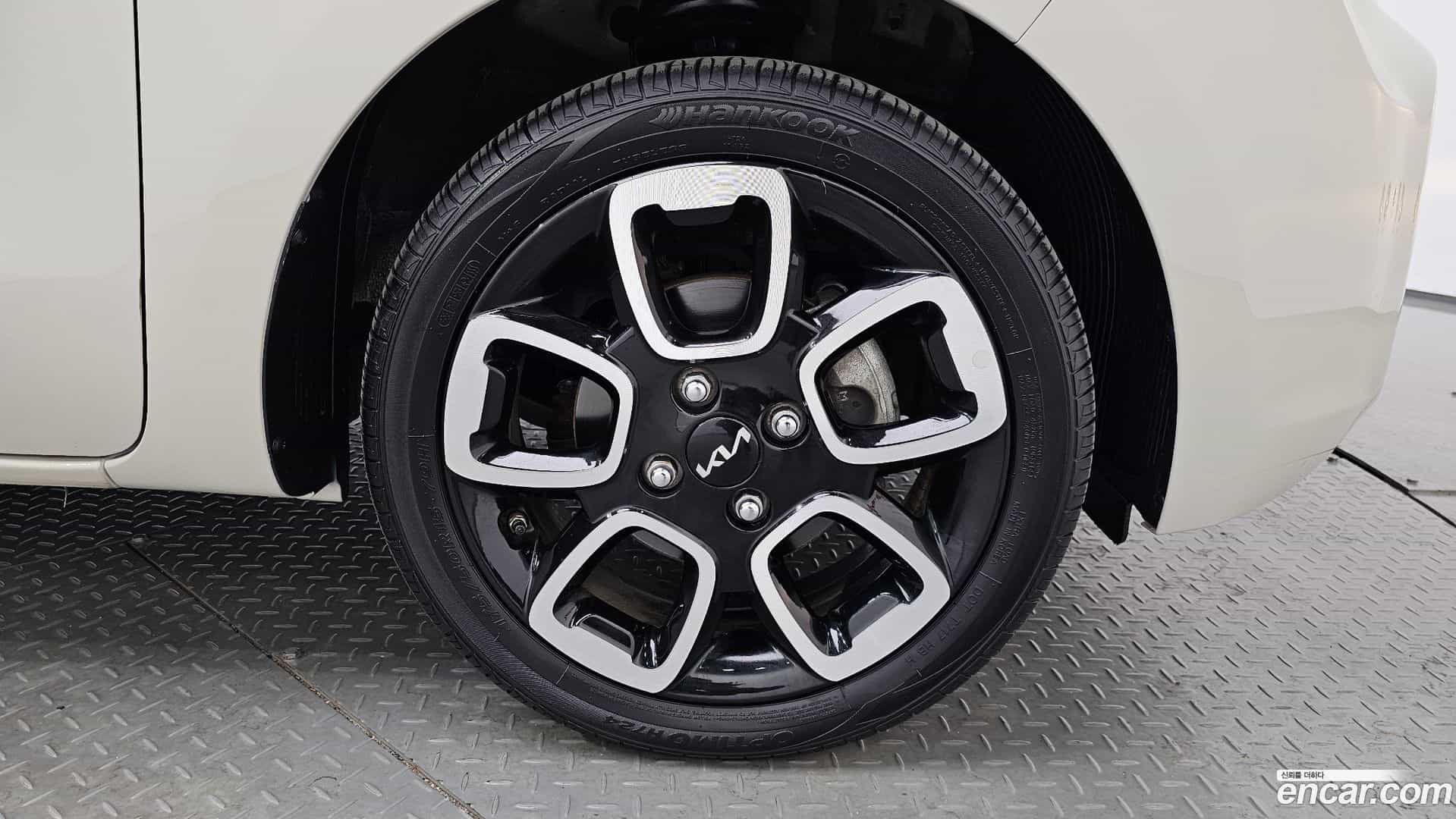 RAY Kia 2022.0-OUTER-005