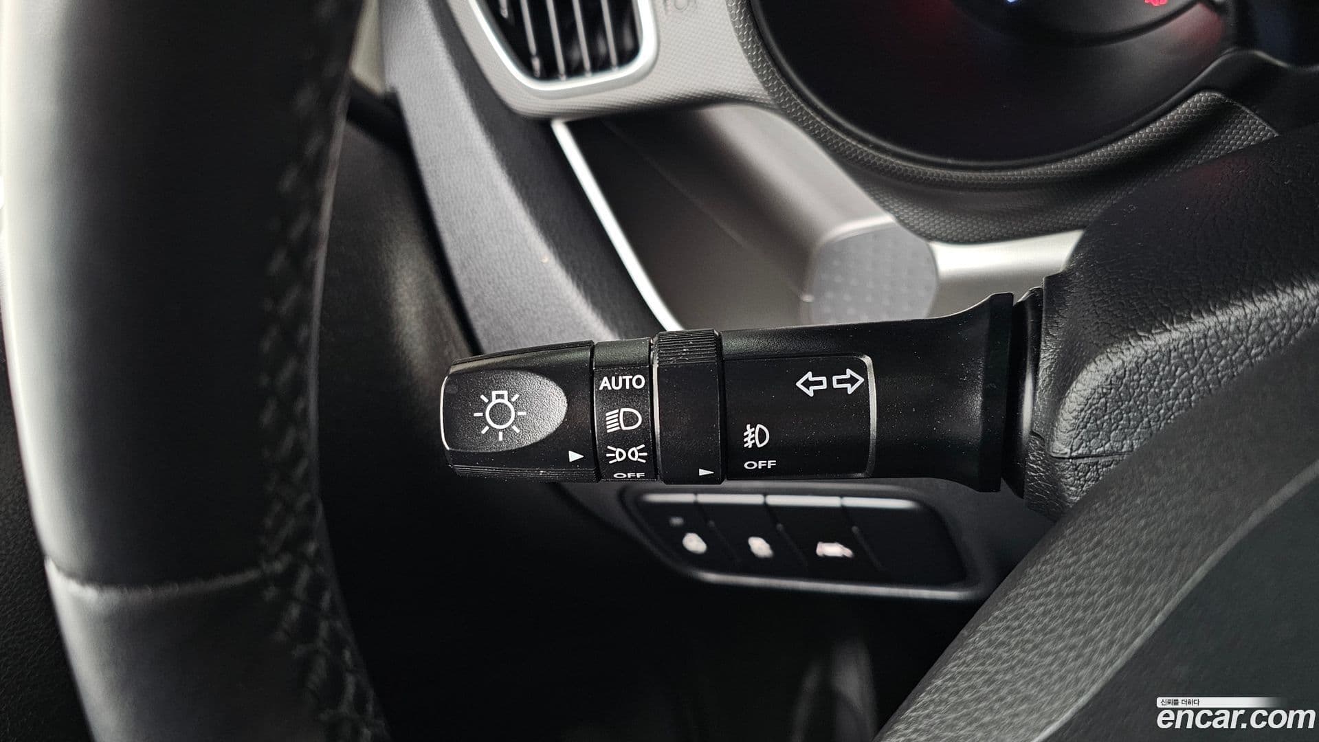 Main__Slider__Photo:RAY Kia 2022.0-17