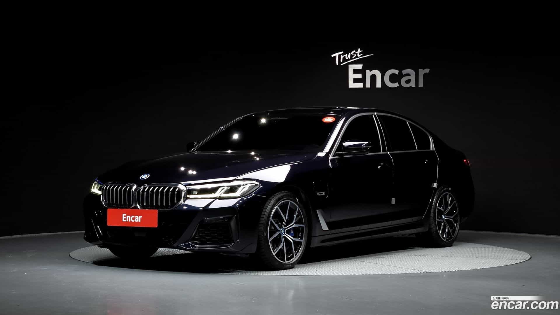 5-Series BMW 2022.3-OUTER-001