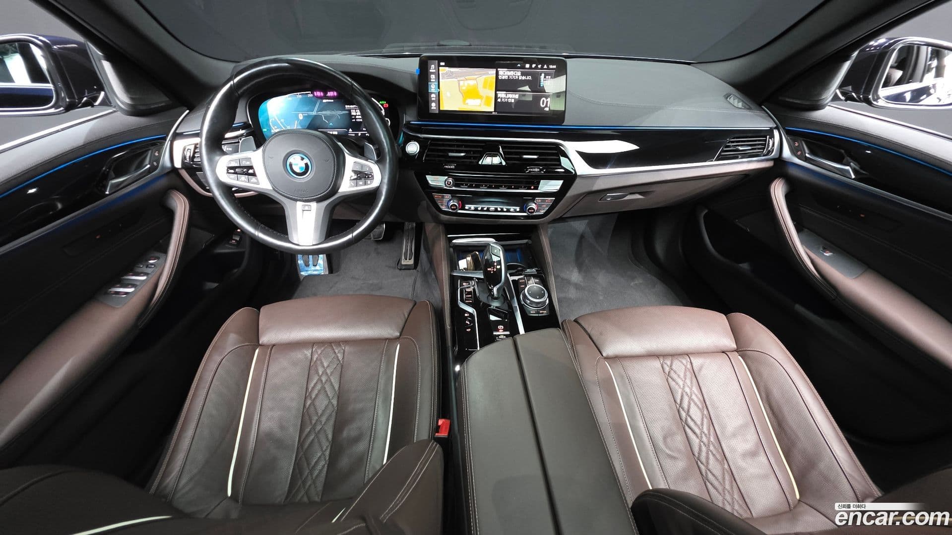 Main__Slider__Photo:5-Series BMW 2022.3-6