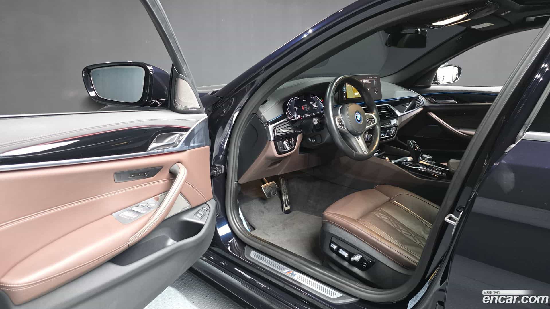 5-Series BMW 2022.3-INNER-010