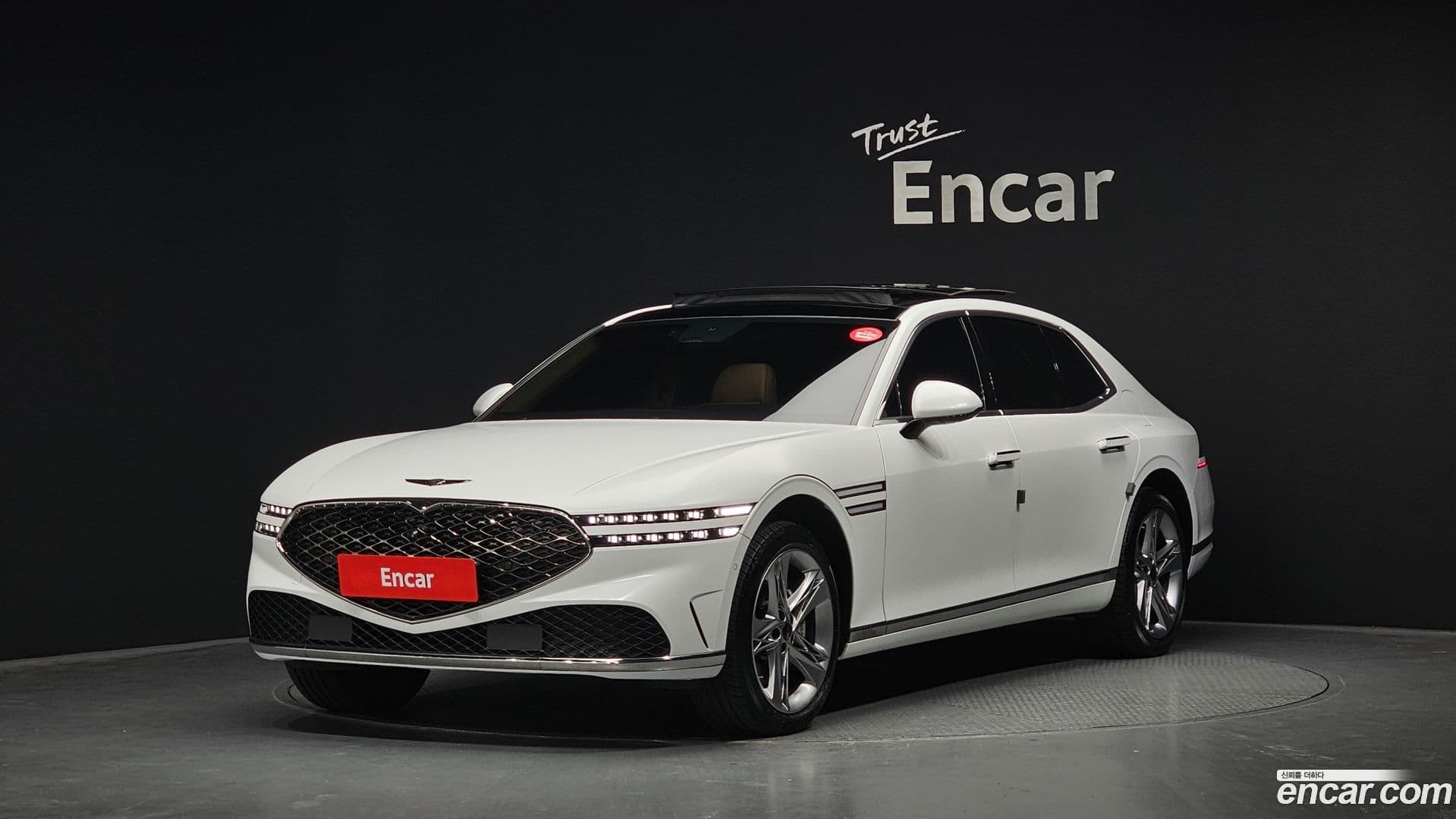 Main__Slider__Photo:G90 Genesis 2022.2-0