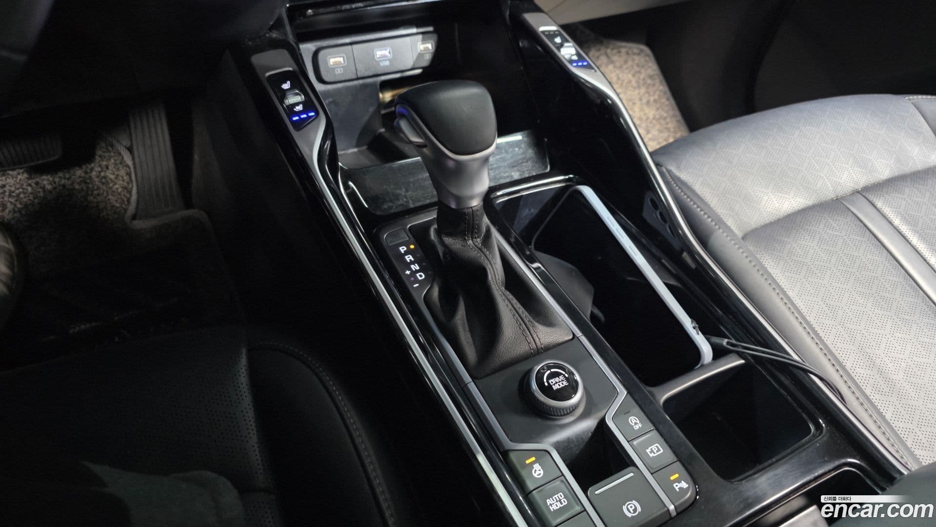 Main__Slider__Photo:Sorento Kia 2021.11-8