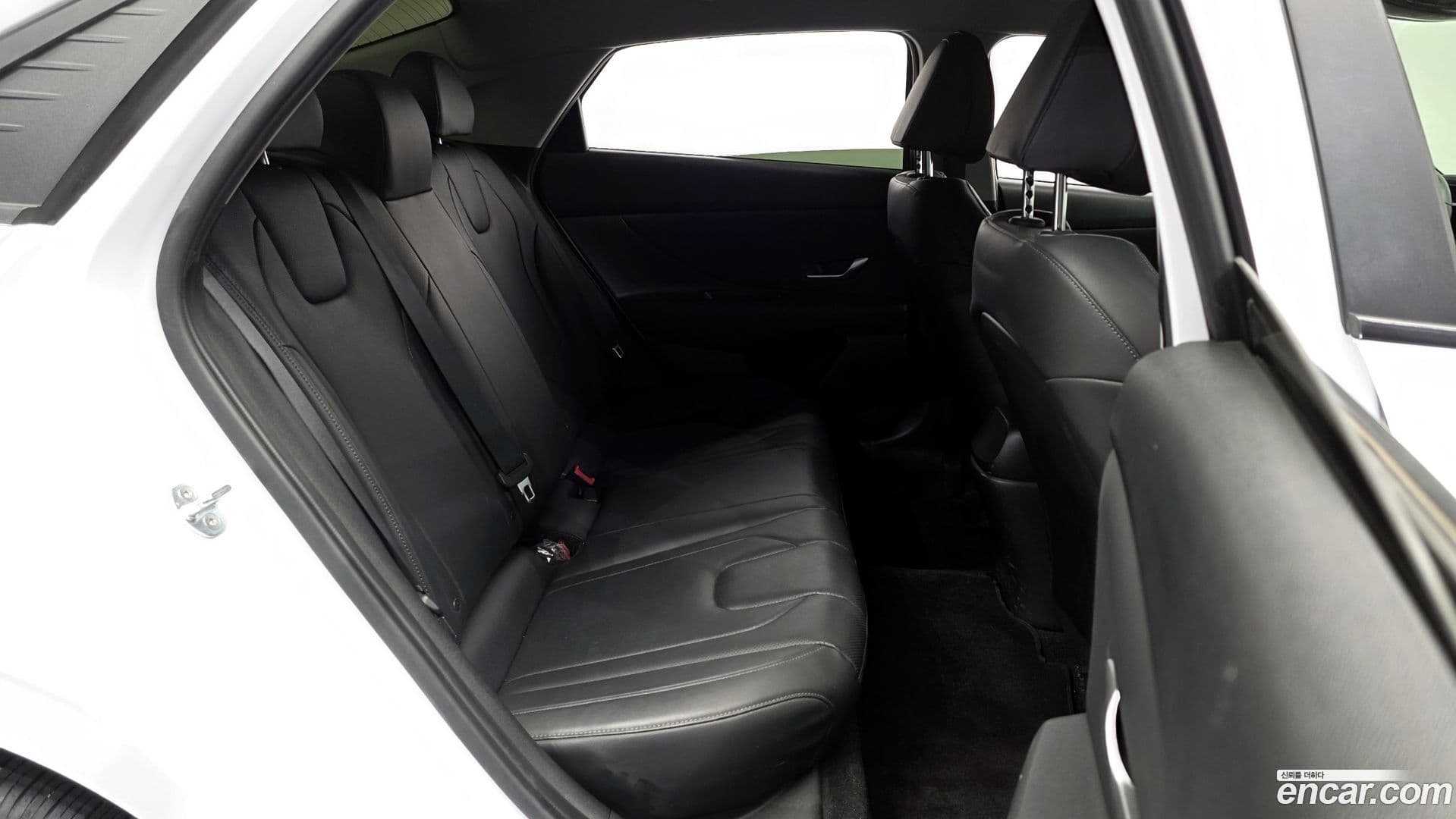 Main__Slider__Photo:AVANTE Hyundai 2020.5-11