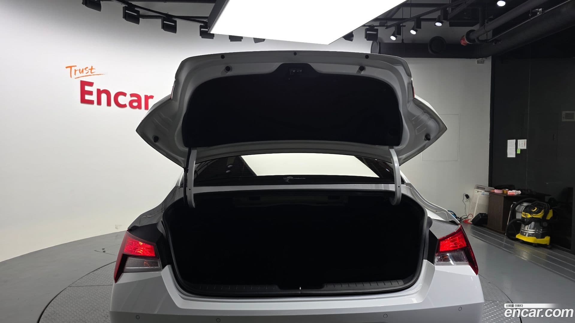 Main__Slider__Photo:AVANTE Hyundai 2020.5-19