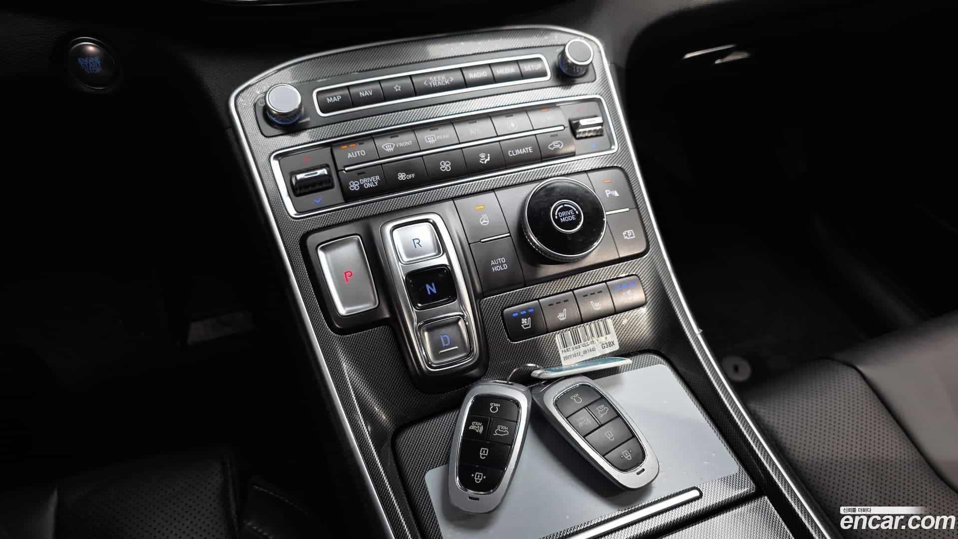 Santafe Hyundai 2022.10-INNER-009