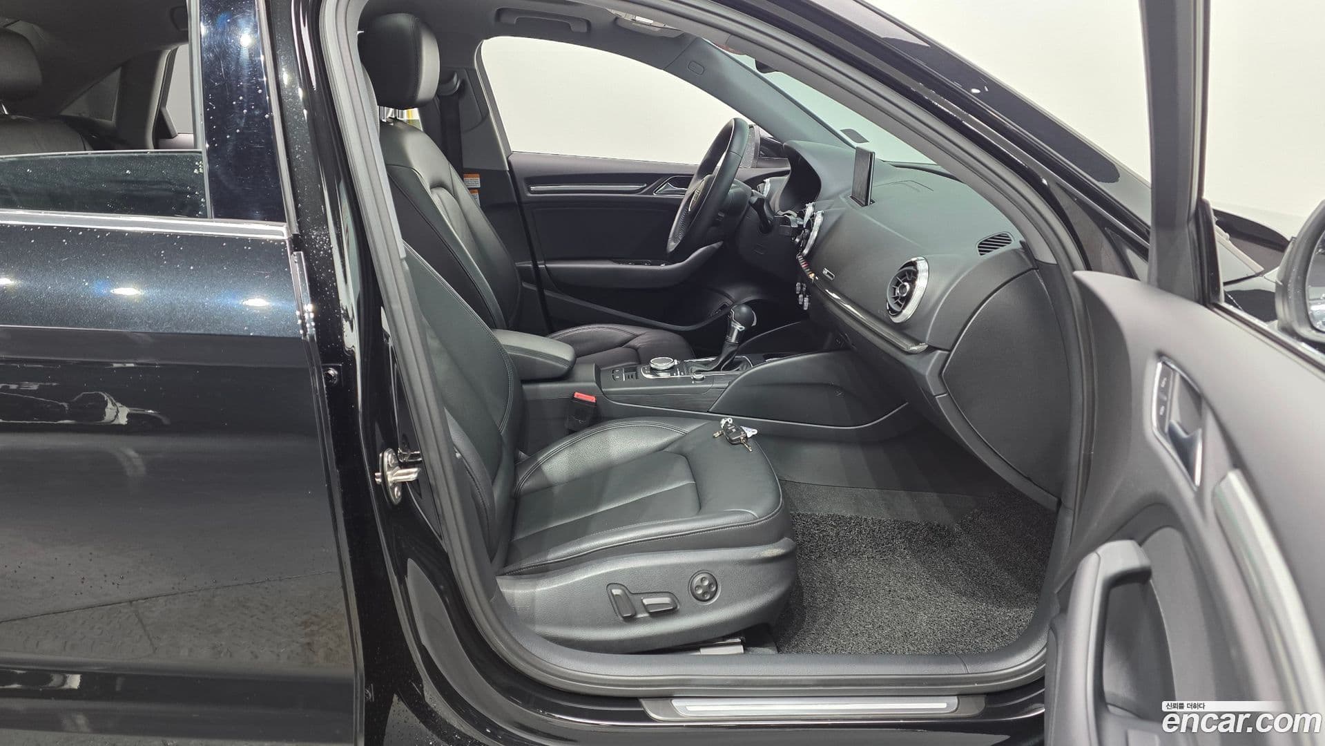 Main__Slider__Photo:A3 Audi 2018.8-10