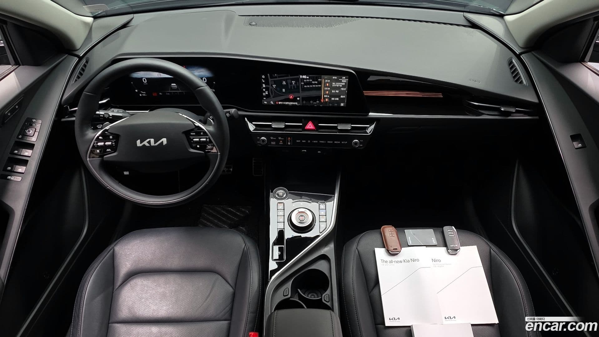 Main__Slider__Photo:Niro Kia 2022.3-6