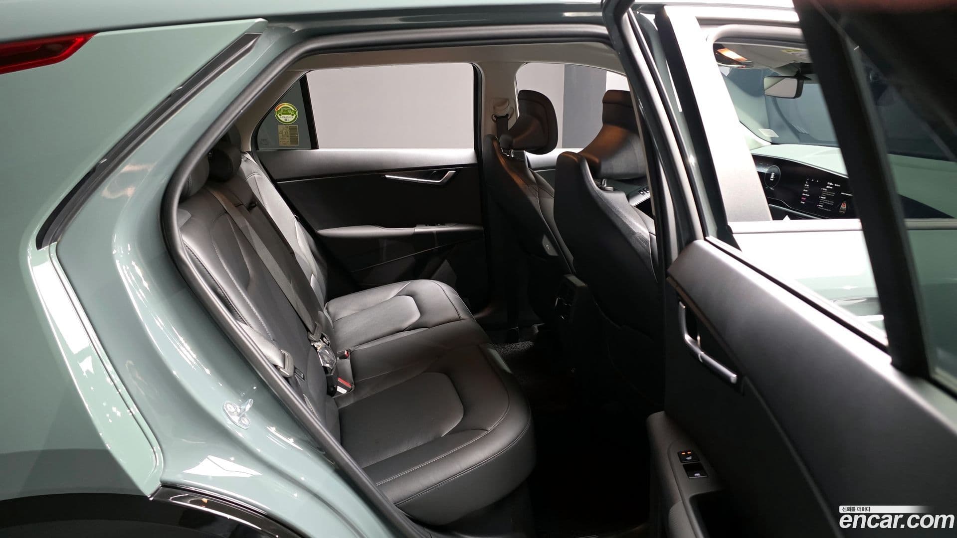 Main__Slider__Photo:Niro Kia 2022.3-11