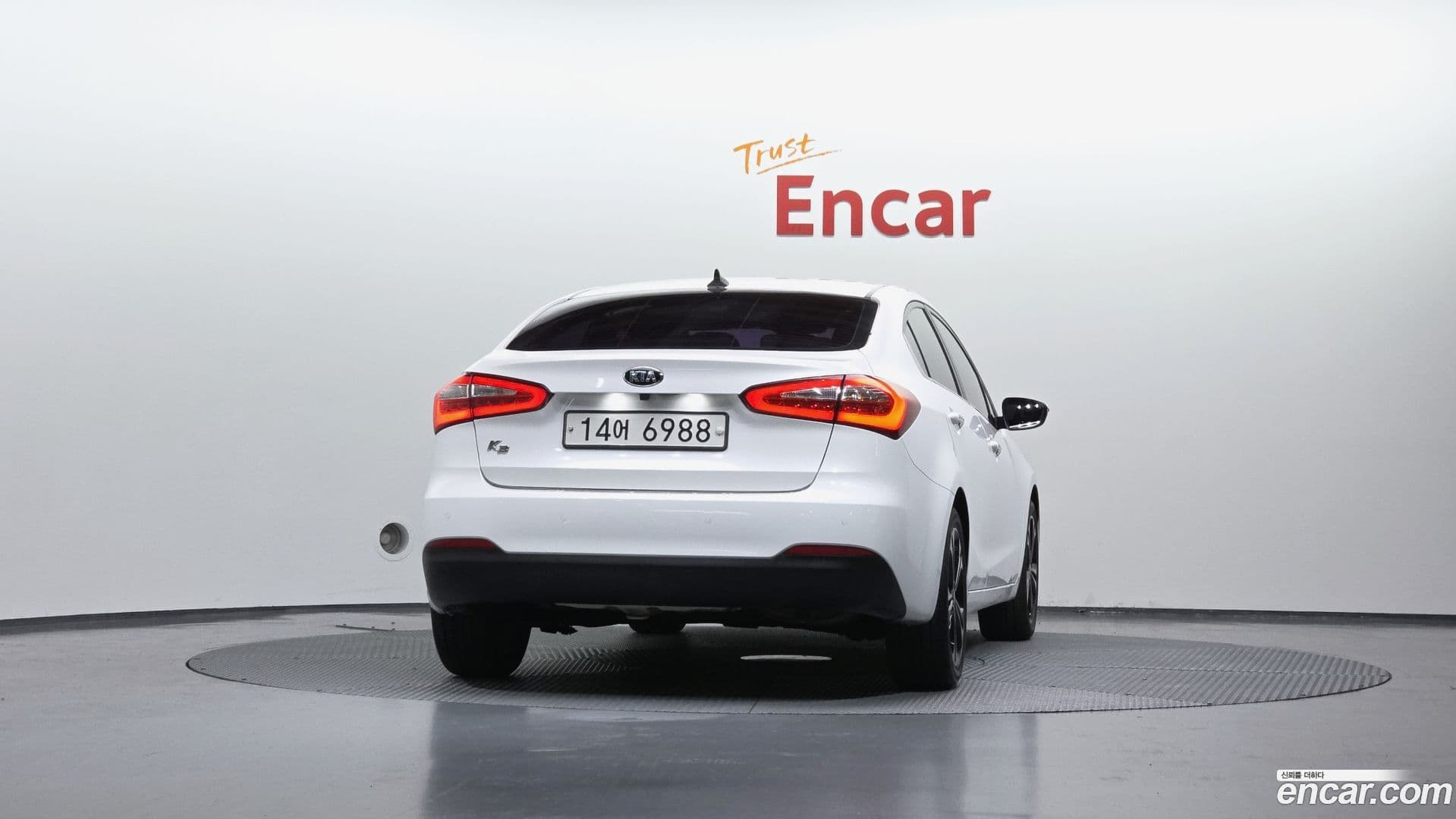 Main__Slider__Photo:K3 Kia 2014.9-3