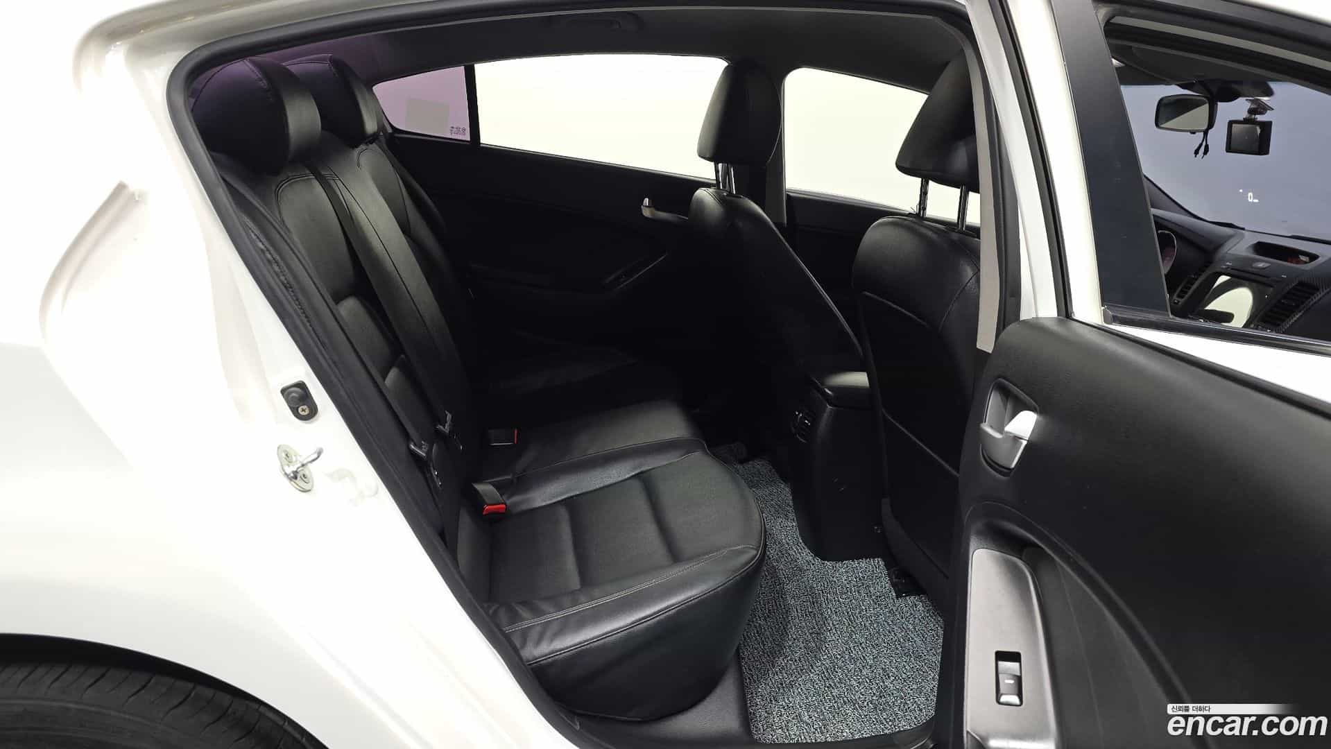 K3 Kia 2014.9-OPTION-016