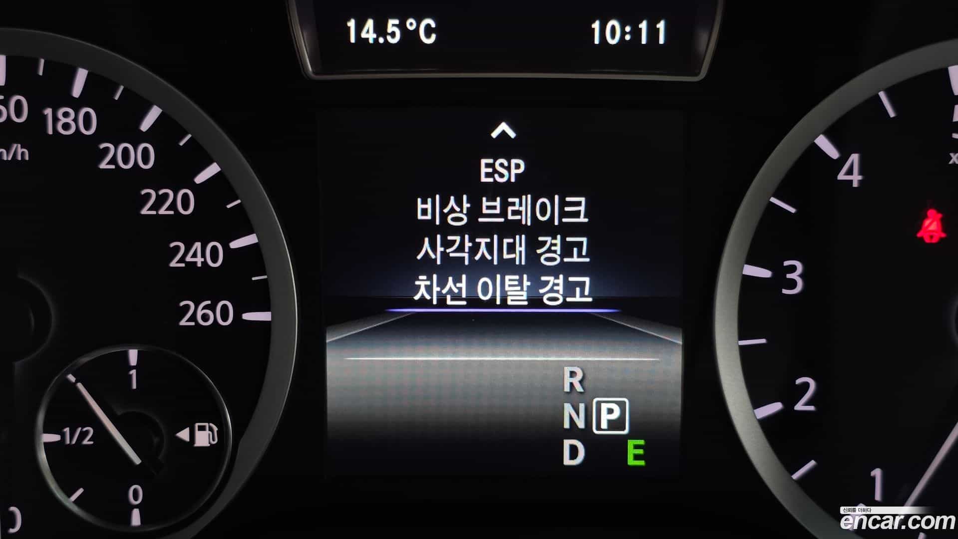 Q30 Infiniti 2017.3-OPTION-020