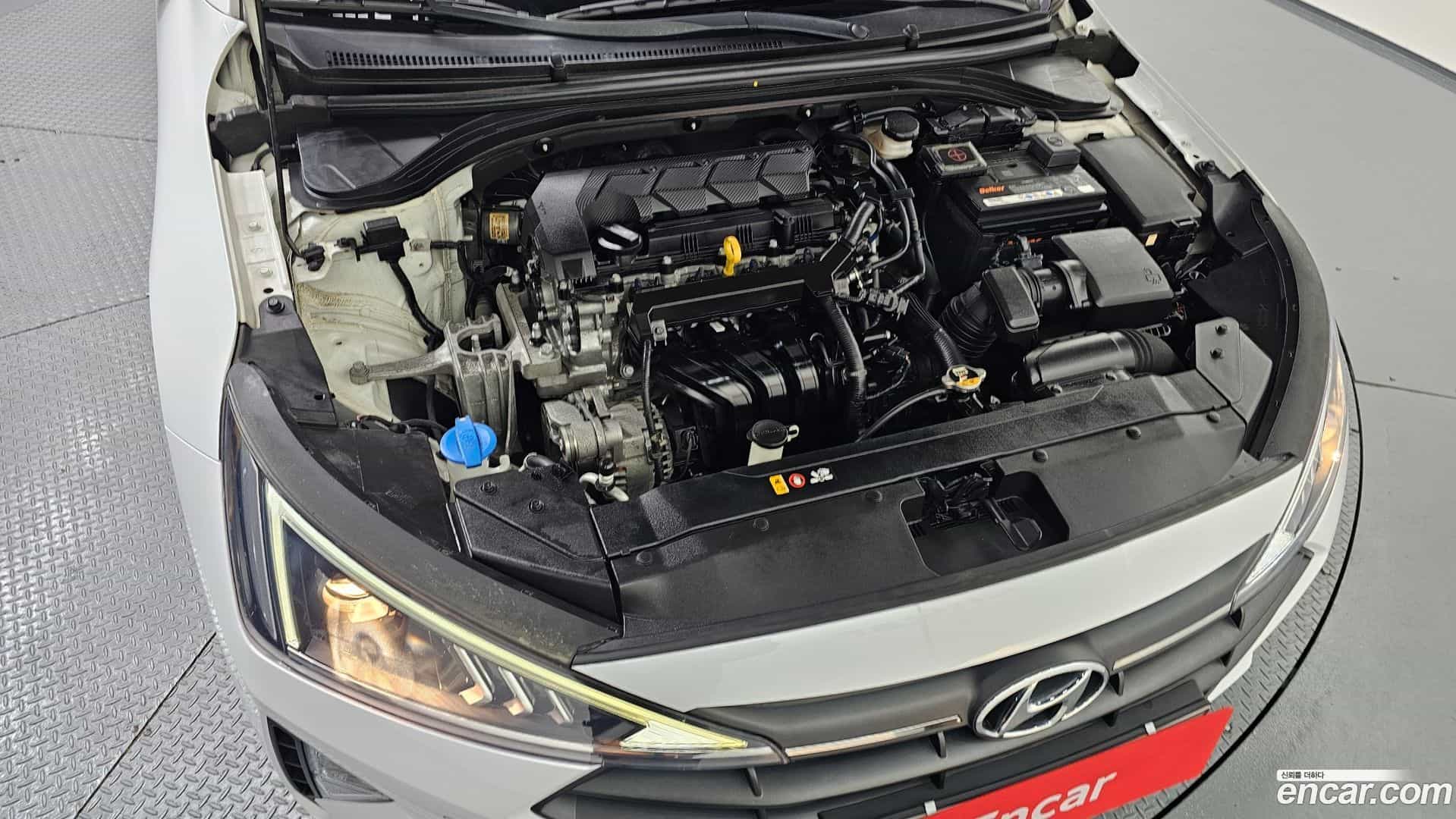 AVANTE Hyundai 2018.9-OUTER-006