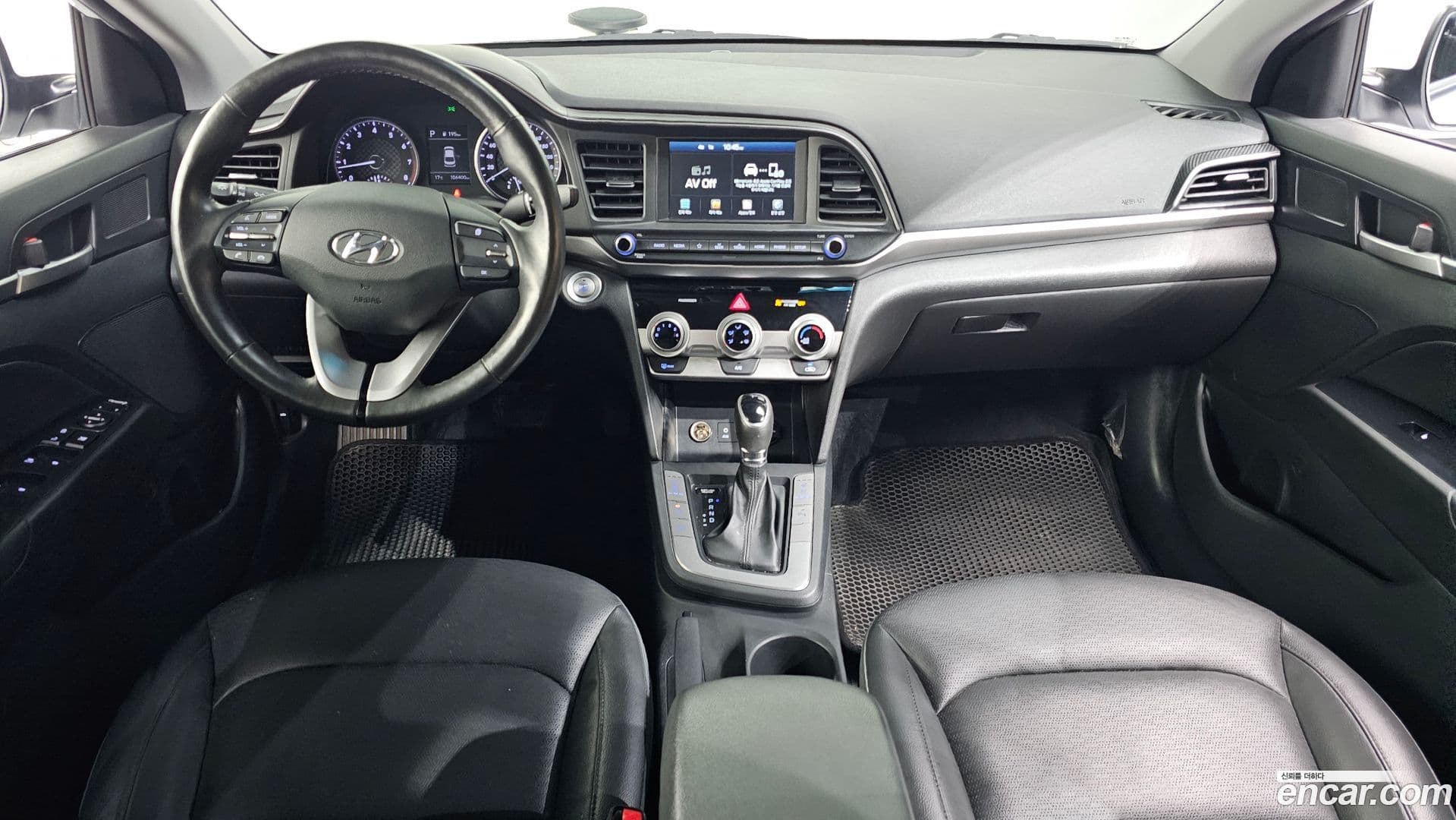 Main__Slider__Photo:AVANTE Hyundai 2018.9-6